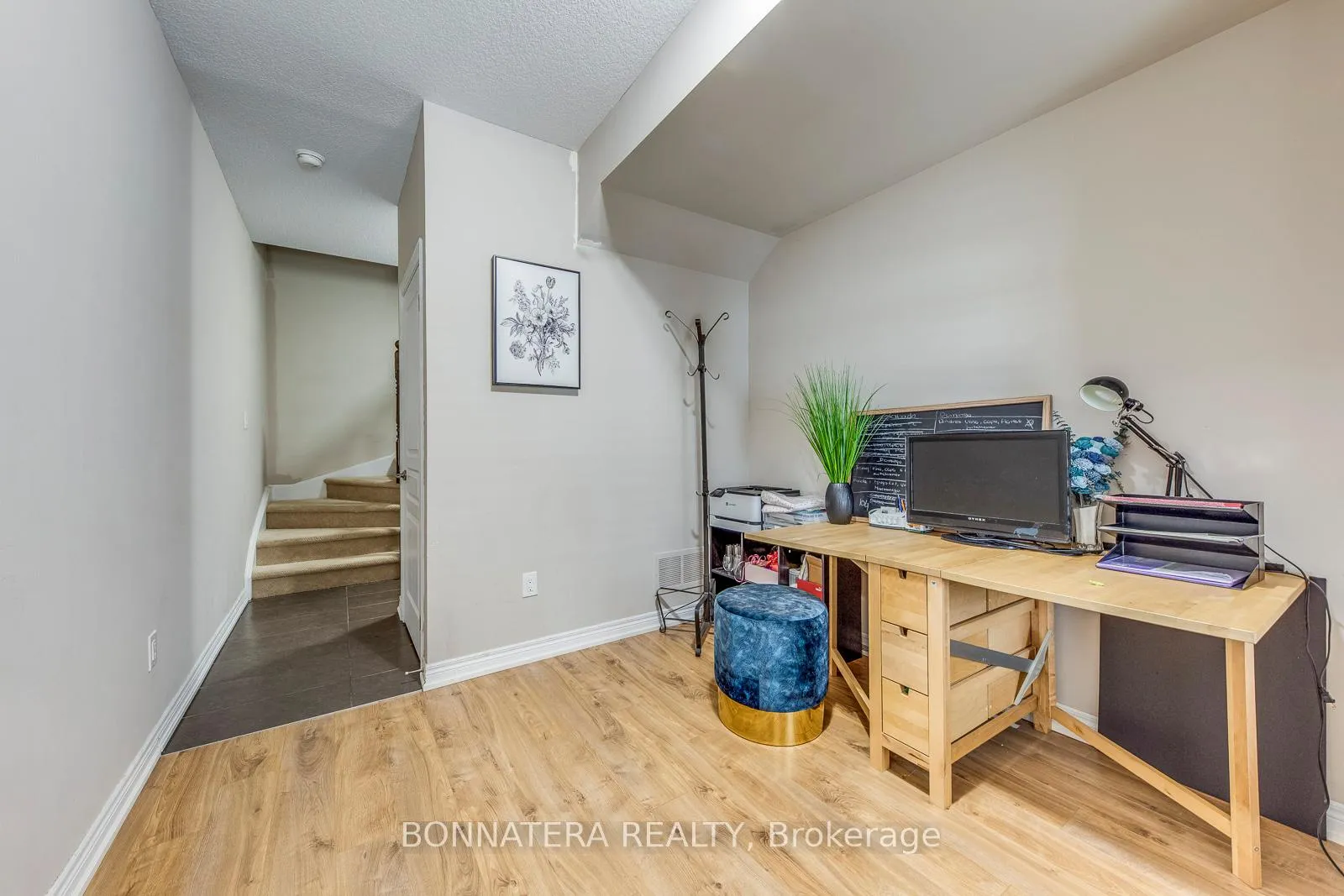 Photo 5 of Unit 16, 215 Dundas Street E, Hamilton, Waterdown — HOMEH