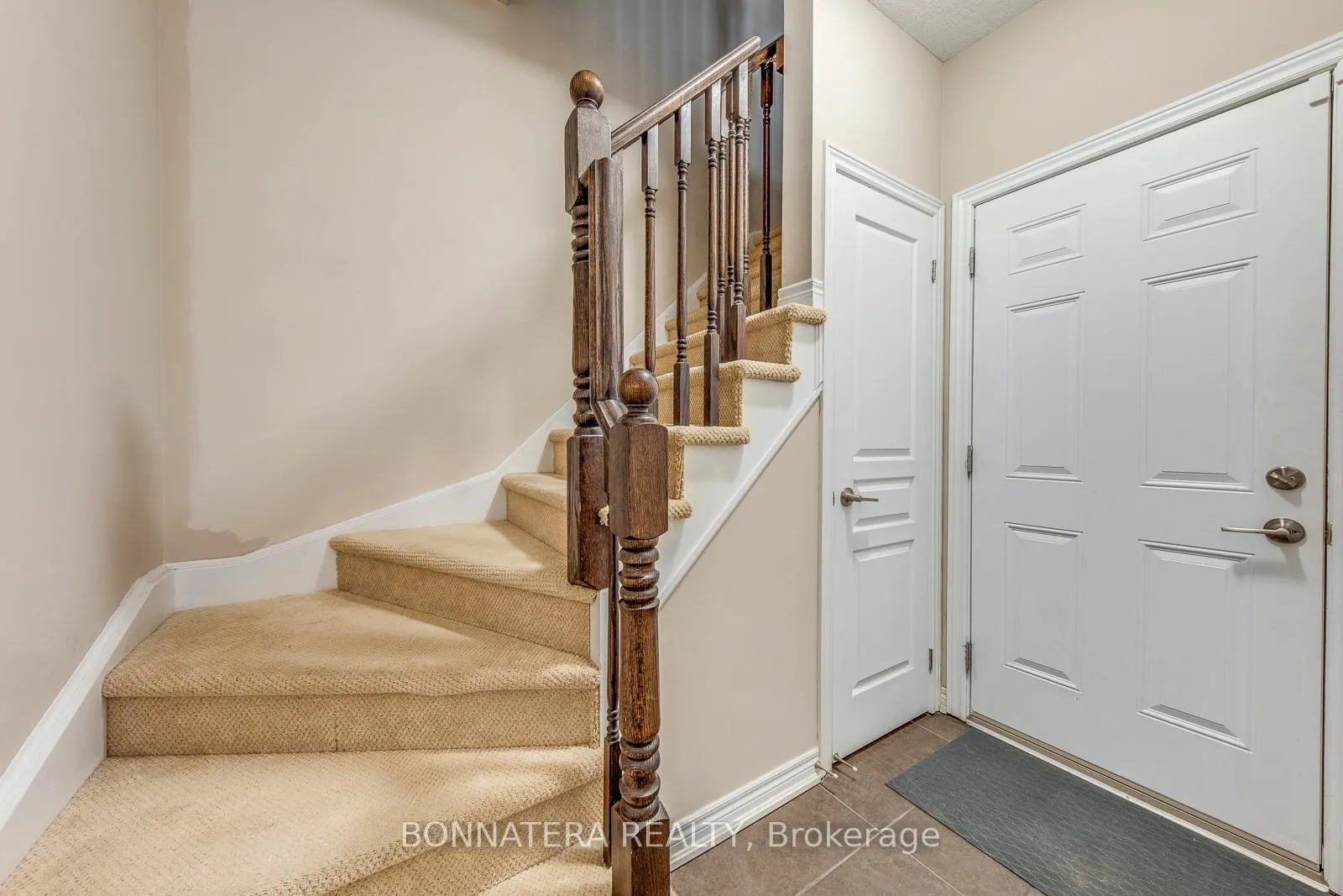 Photo 6 of Unit 16, 215 Dundas Street E, Hamilton, Waterdown — HOMEH
