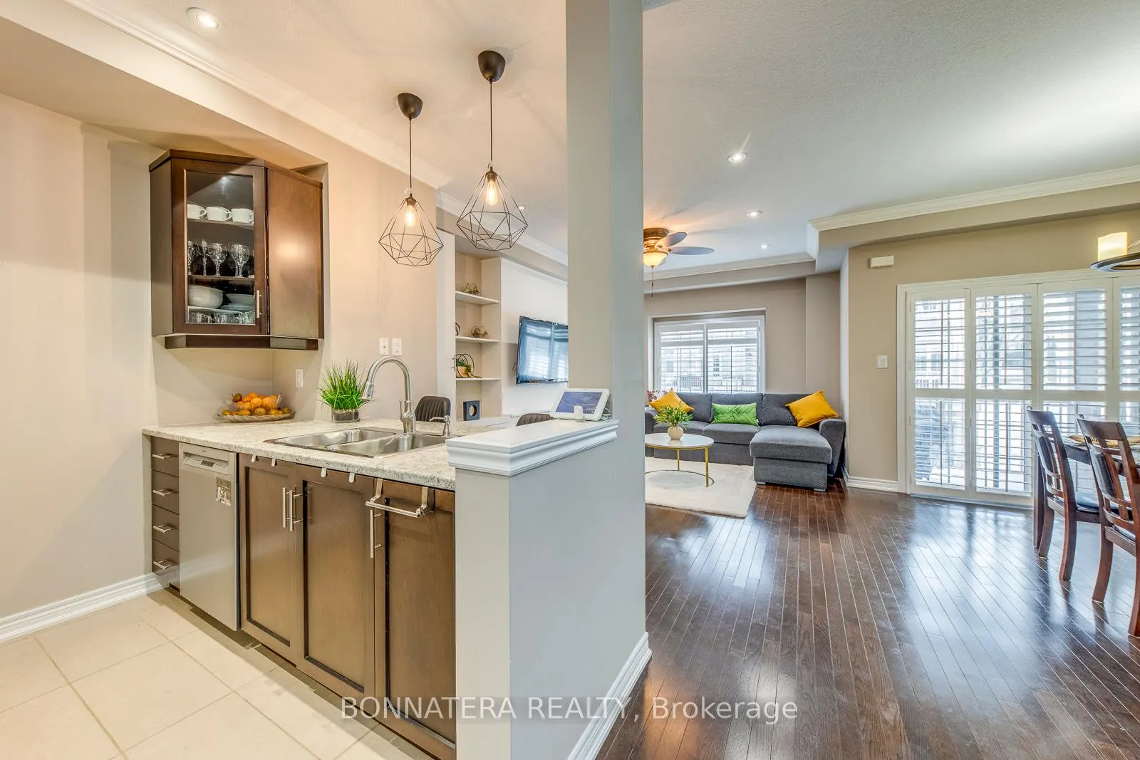 Photo 7 of Unit 16, 215 Dundas Street E, Hamilton, Waterdown — HOMEH