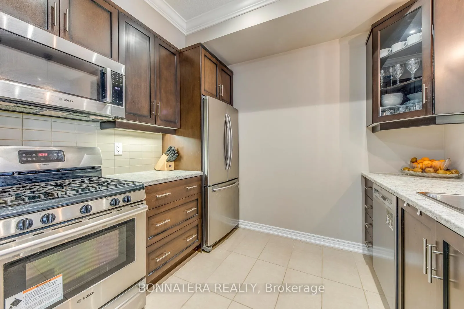 Photo 9 of Unit 16, 215 Dundas Street E, Hamilton, Waterdown — HOMEH