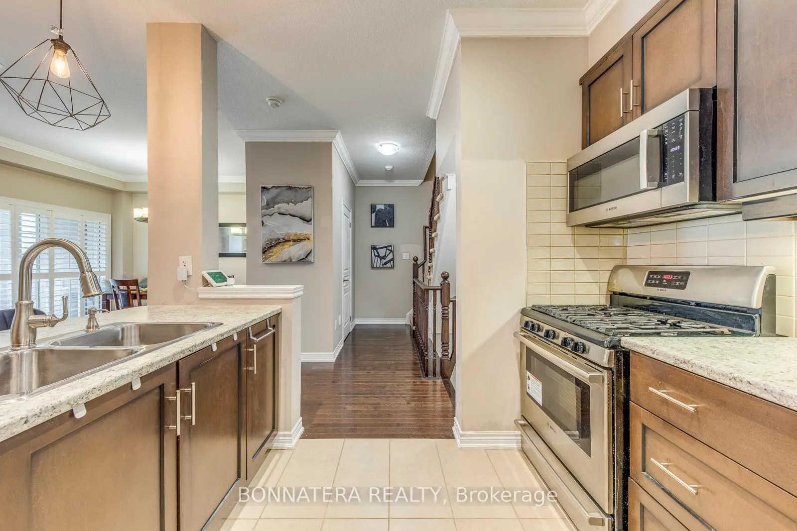 Photo 10 of Unit 16, 215 Dundas Street E, Hamilton, Waterdown — HOMEH