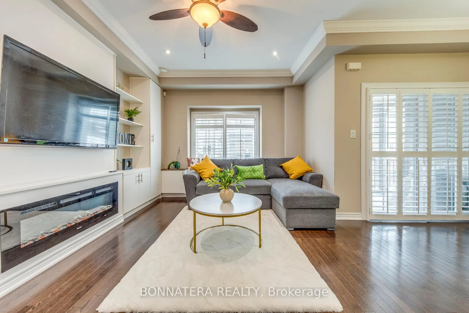 Photo 15 of Unit 16, 215 Dundas Street E, Hamilton, Waterdown — HOMEH