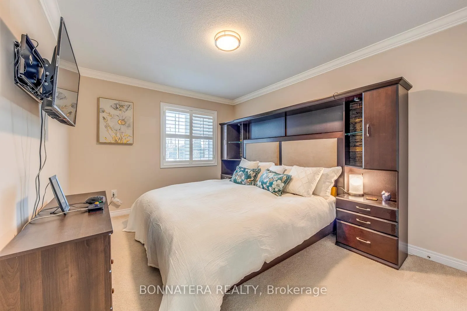 Photo 29 of Unit 16, 215 Dundas Street E, Hamilton, Waterdown — HOMEH