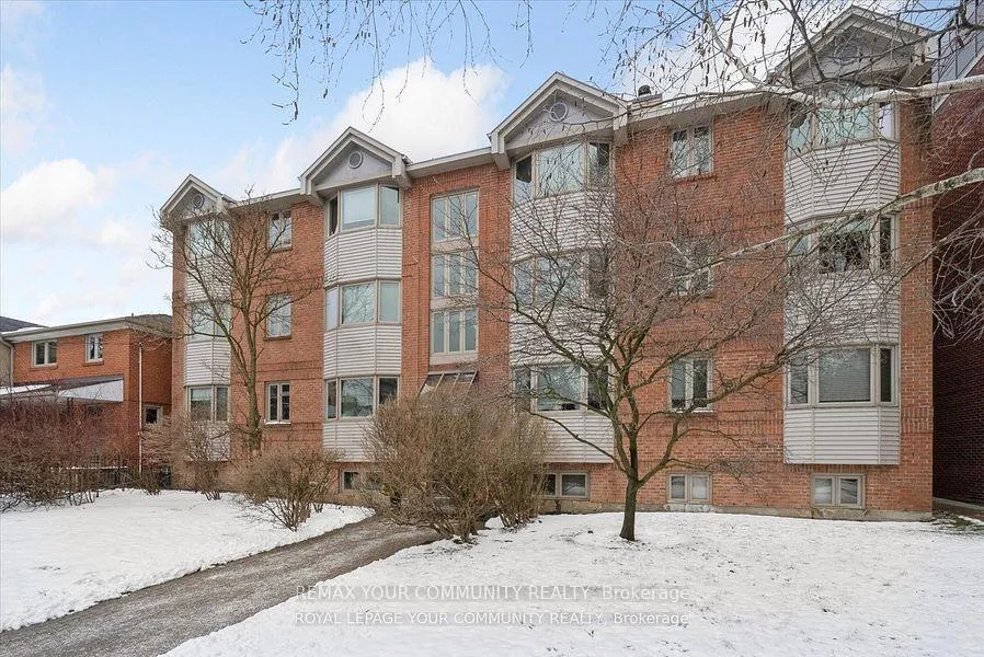 Photo 2 of Unit 201, 60 Kippendavie Avenue, Toronto, The Beaches — HOMEH