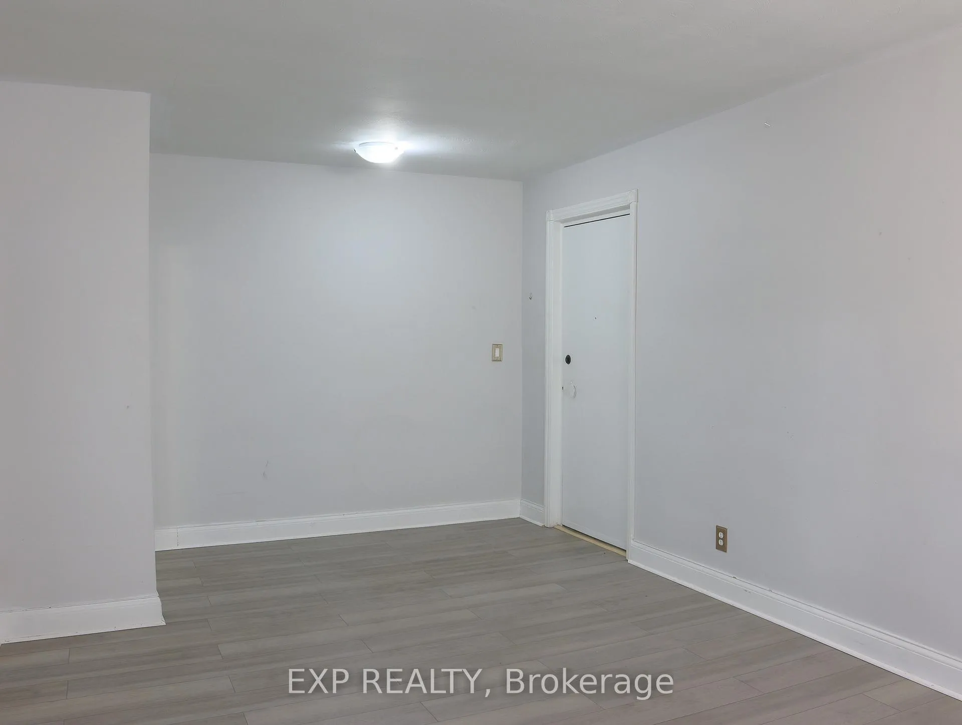 Photo 6 of Unit 8, 242 D'arcy Street, Cobourg — HOMEH