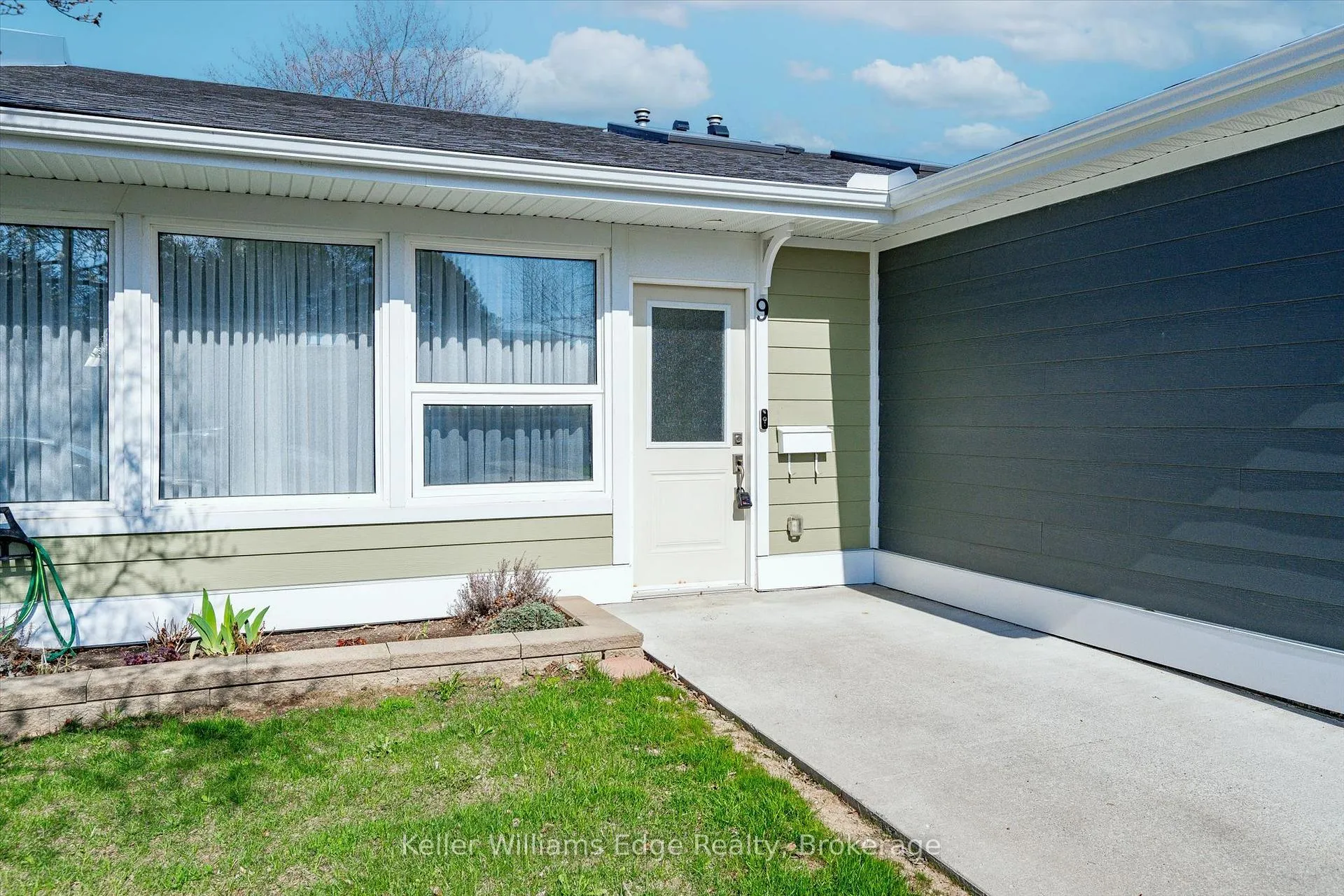 Photo 32 of 9 Gates Lane, Hamilton, Kennedy — HOMEH