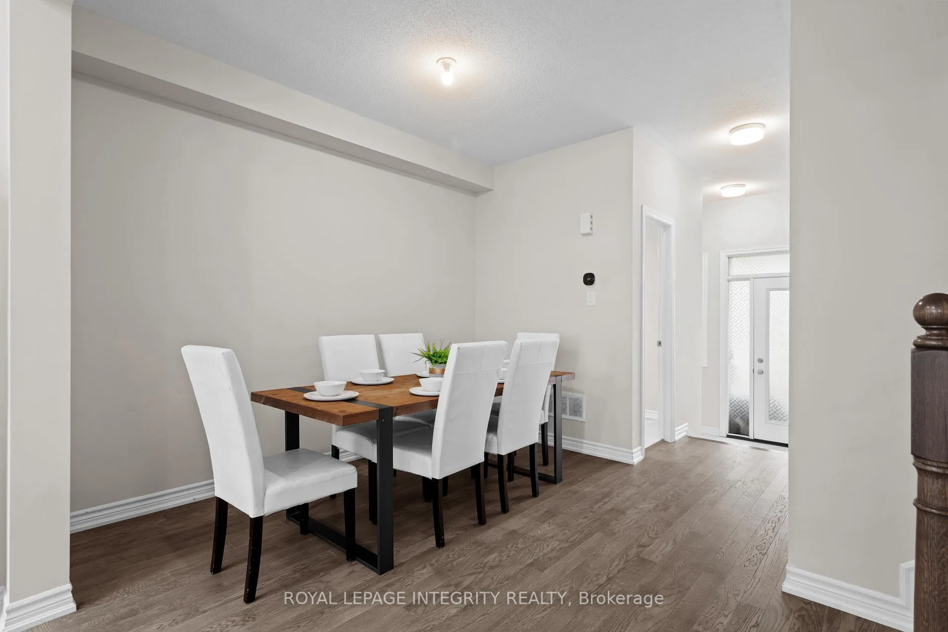 Photo 6 of 504 Flagstaff Drive, Ottawa, Barrhaven - Half Moon Bay — HOMEH