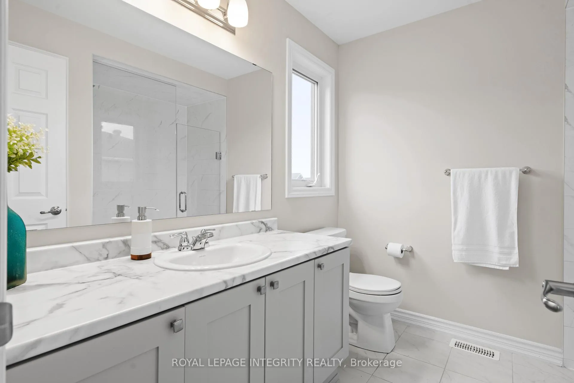 Photo 18 of 504 Flagstaff Drive, Ottawa, Barrhaven - Half Moon Bay — HOMEH