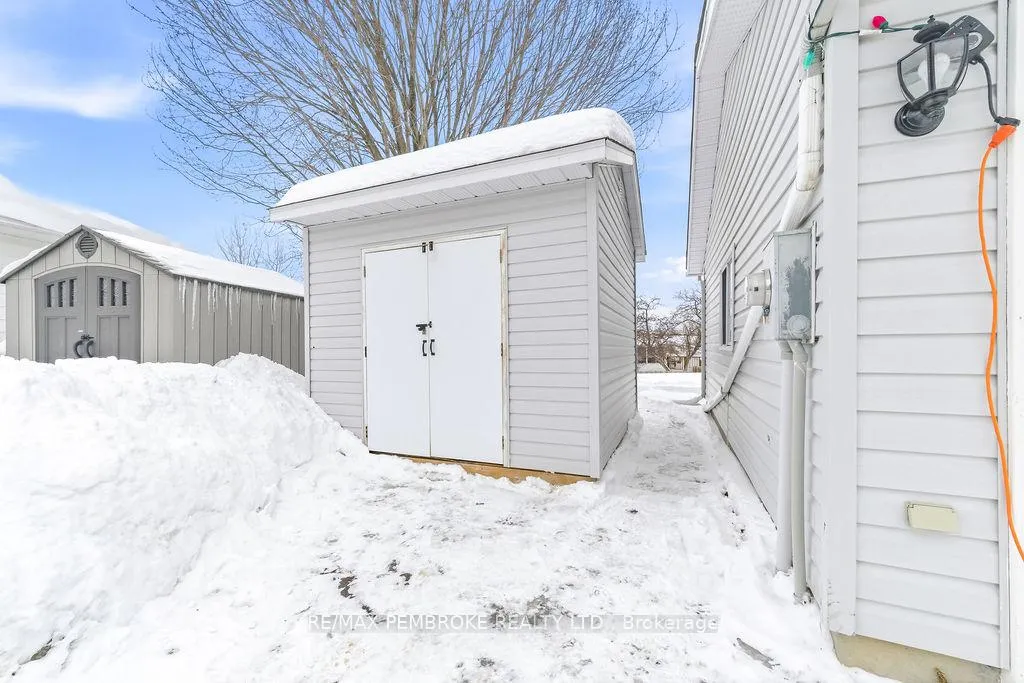Photo 30 of 22 James Street, Petawawa — HOMEH