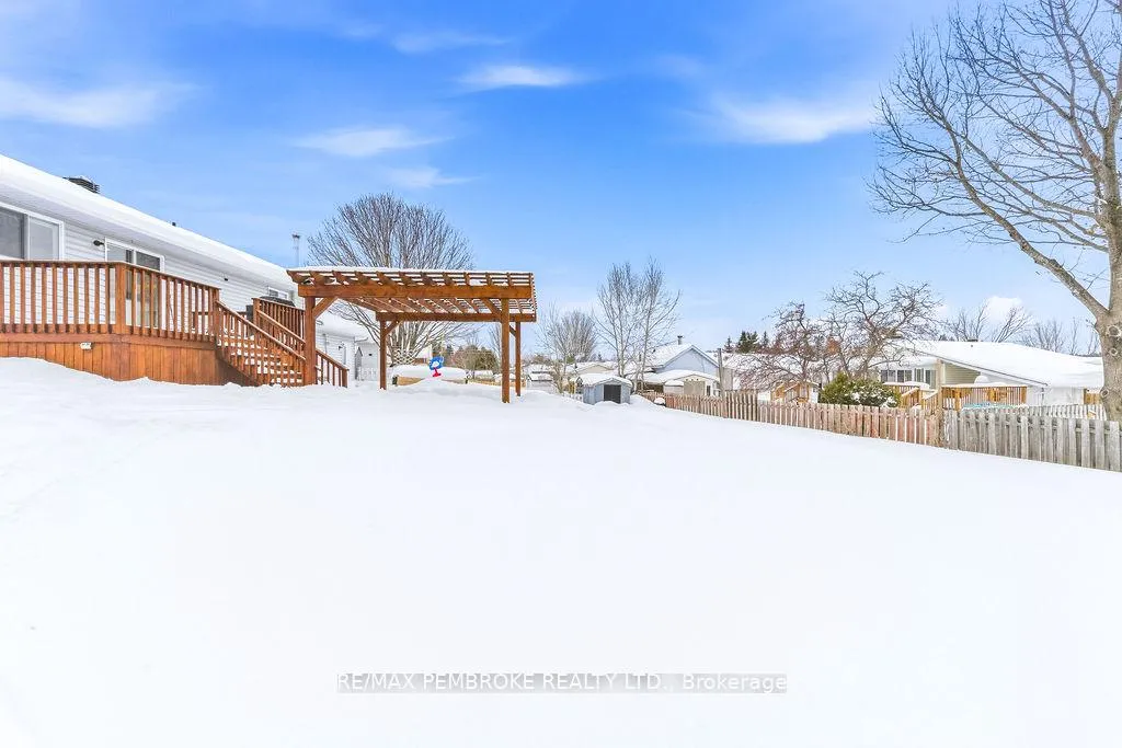 Photo 34 of 22 James Street, Petawawa — HOMEH