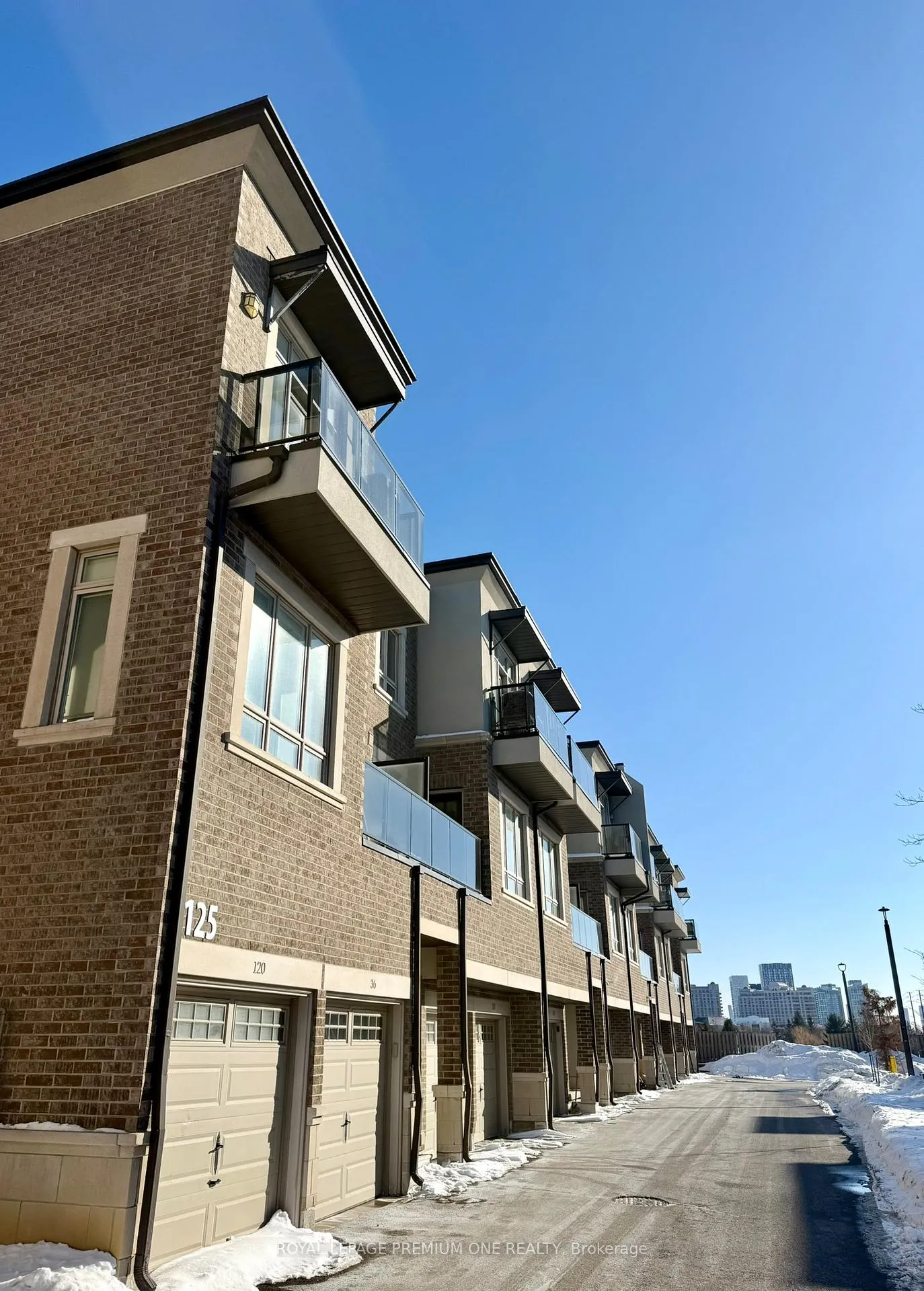 Front of Unit #20, 125 Kayla Street