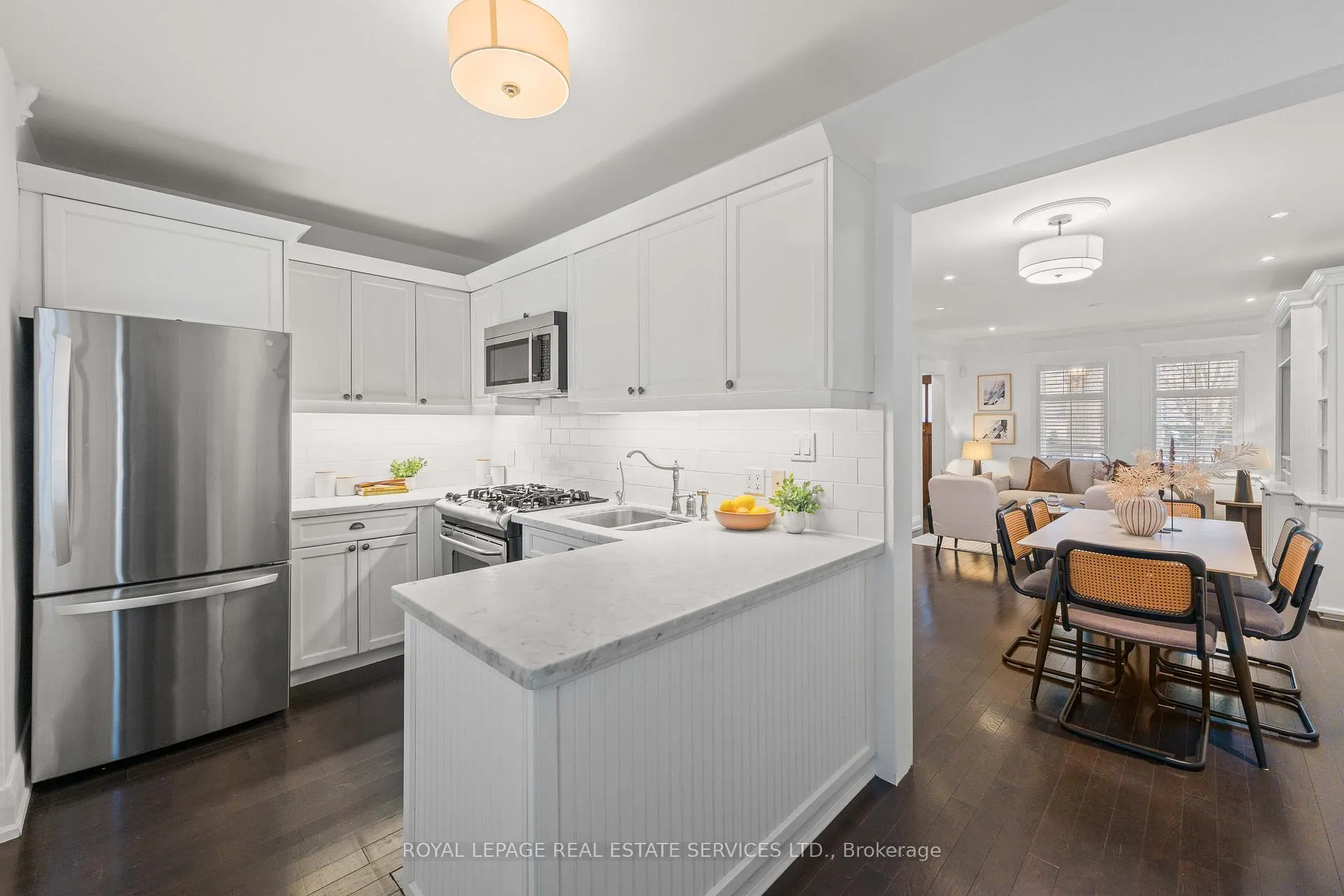 Photo 12 of 20 Roslin Avenue, Toronto, Lawrence Park North — HOMEH