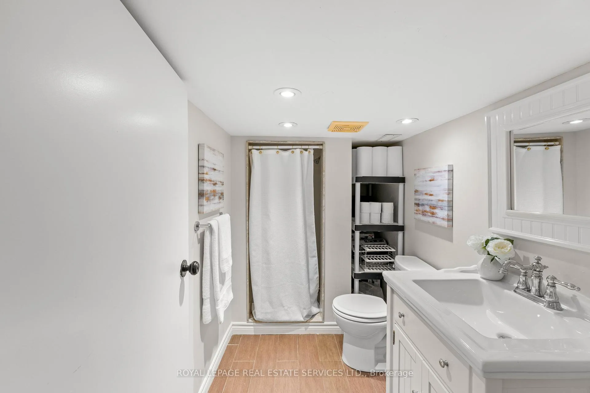 Photo 26 of 20 Roslin Avenue, Toronto, Lawrence Park North — HOMEH