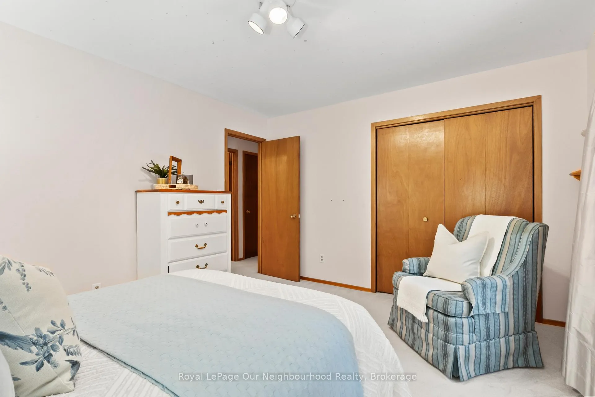 Photo 17 of 25 Harbour Street, Brighton — HOMEH