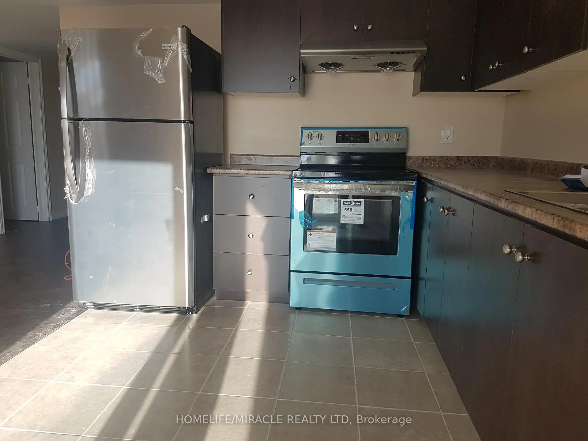Photo 9 of 1720 Finkle Drive, Oshawa, Taunton — HOMEH