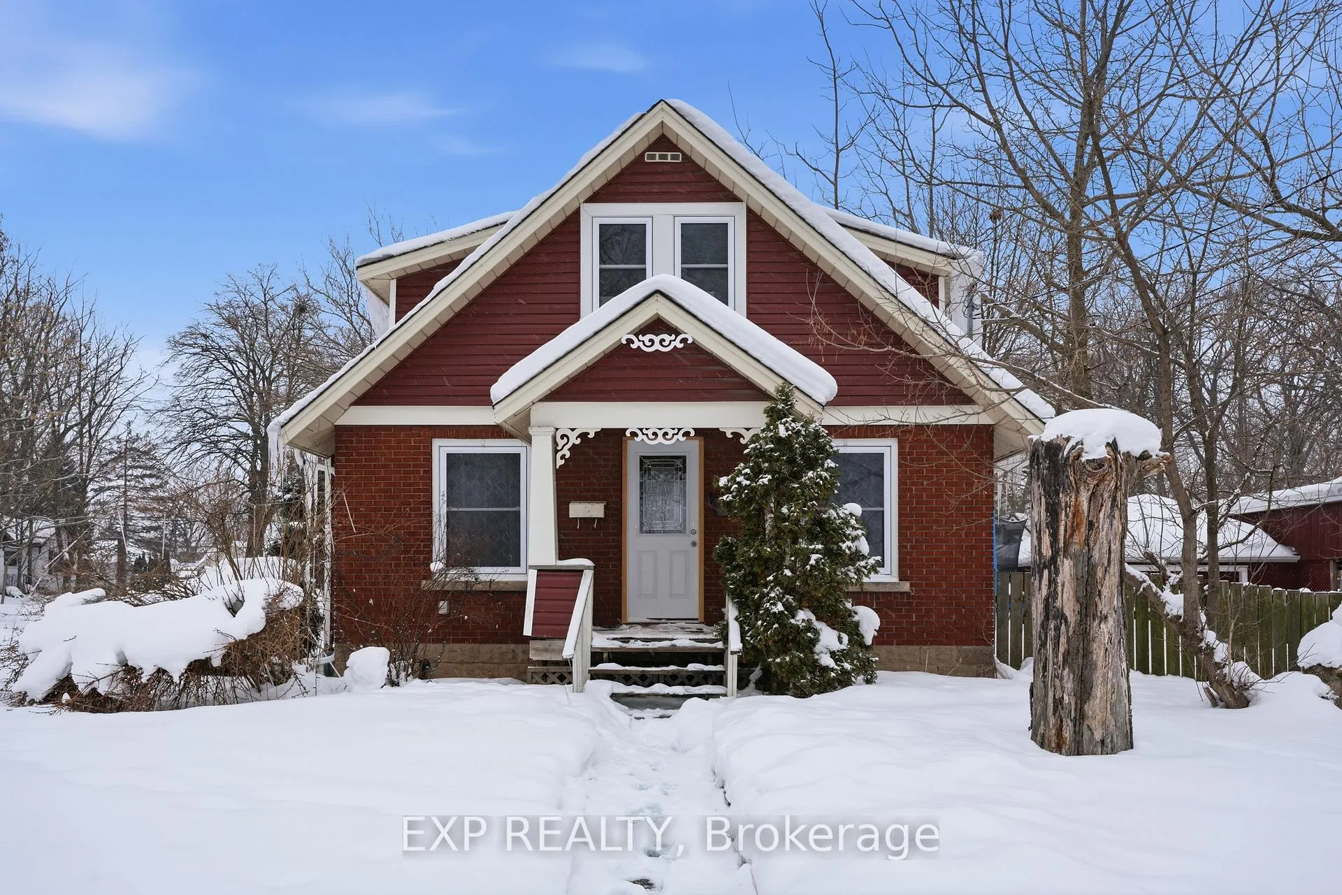 Photo 2 of 5537 Prince Edward Avenue, Niagara Falls, Hospital — HOMEH