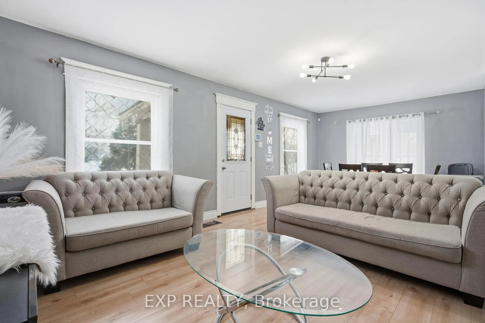 Photo 11 of 5537 Prince Edward Avenue, Niagara Falls, Hospital — HOMEH