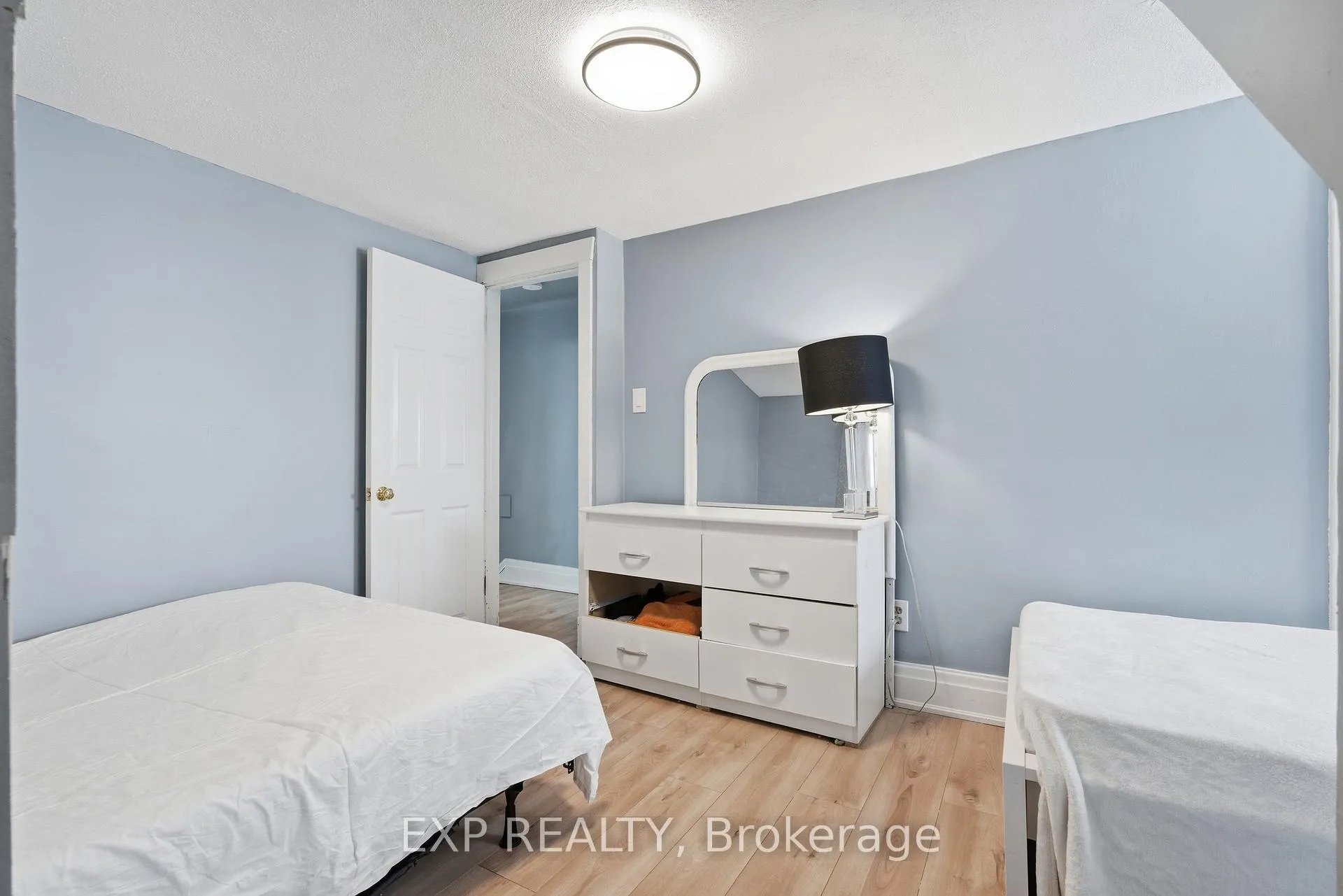 Photo 22 of 5537 Prince Edward Avenue, Niagara Falls, Hospital — HOMEH