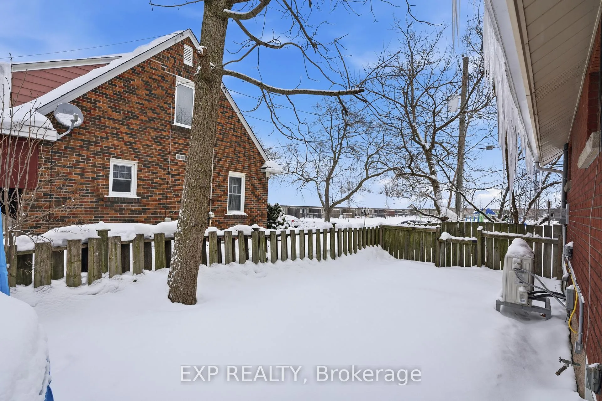 Photo 40 of 5537 Prince Edward Avenue, Niagara Falls, Hospital — HOMEH