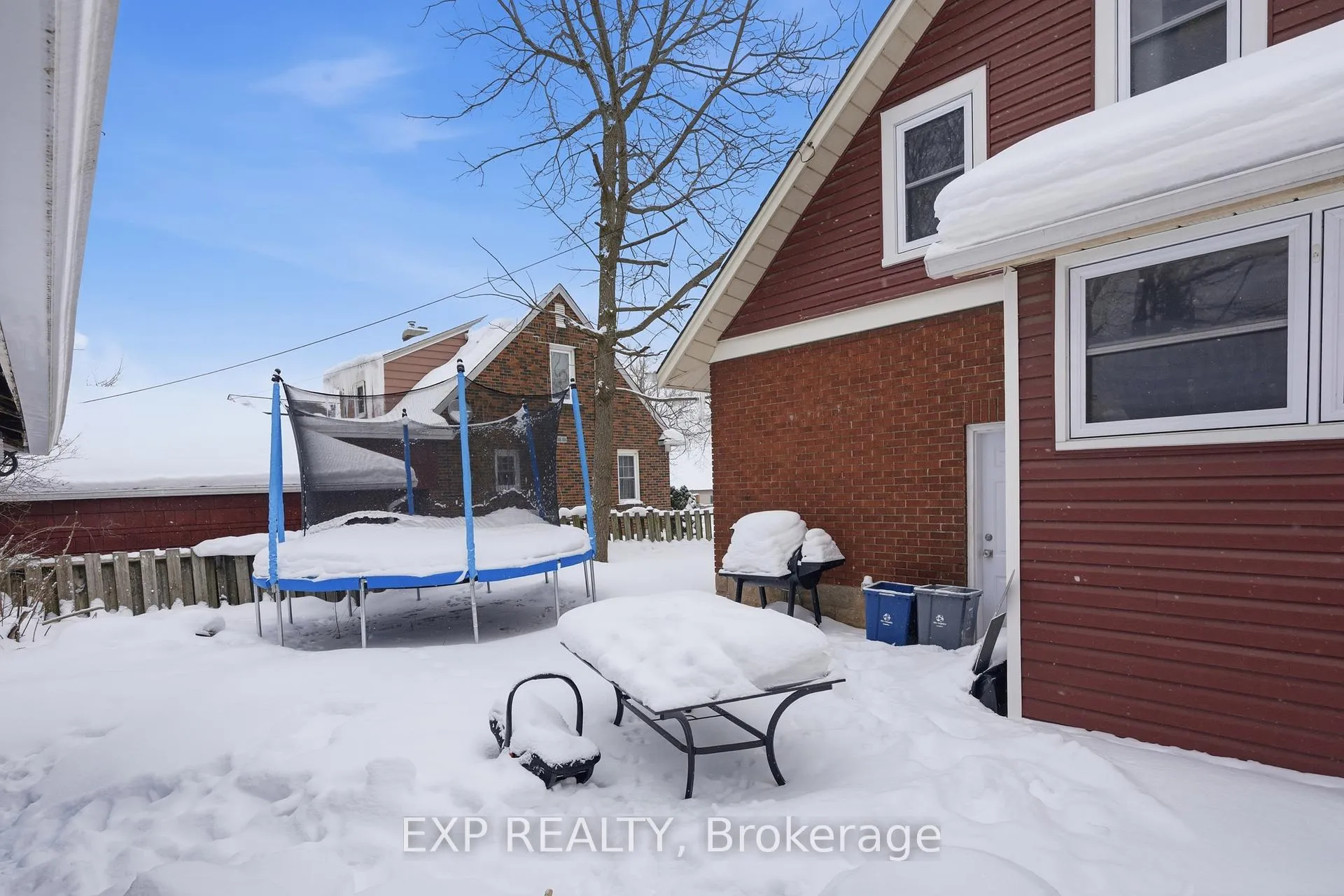 Photo 41 of 5537 Prince Edward Avenue, Niagara Falls, Hospital — HOMEH