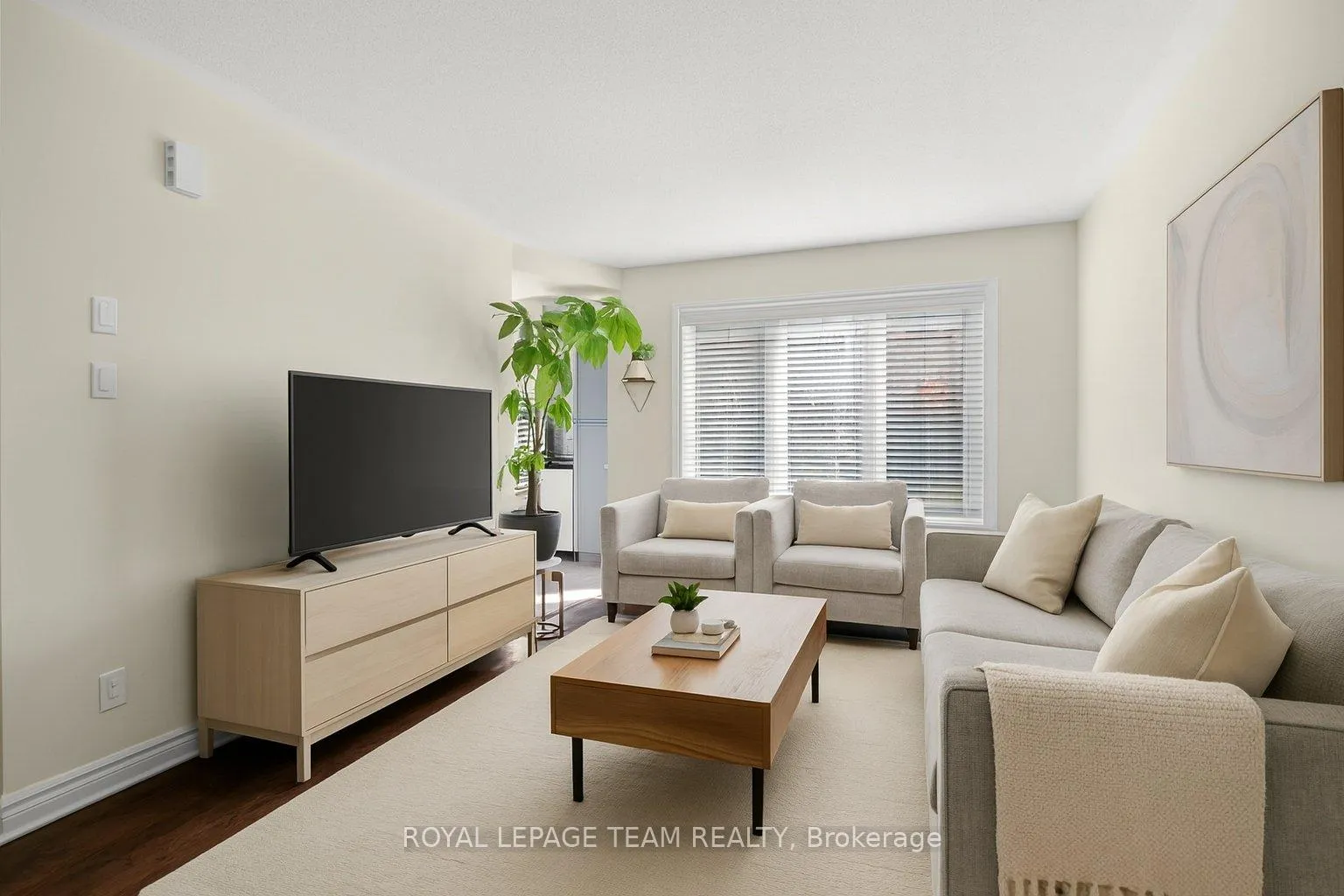 Photo 3 of 245 Garrity Crescent, Ottawa, Barrhaven - Strandherd — HOMEH