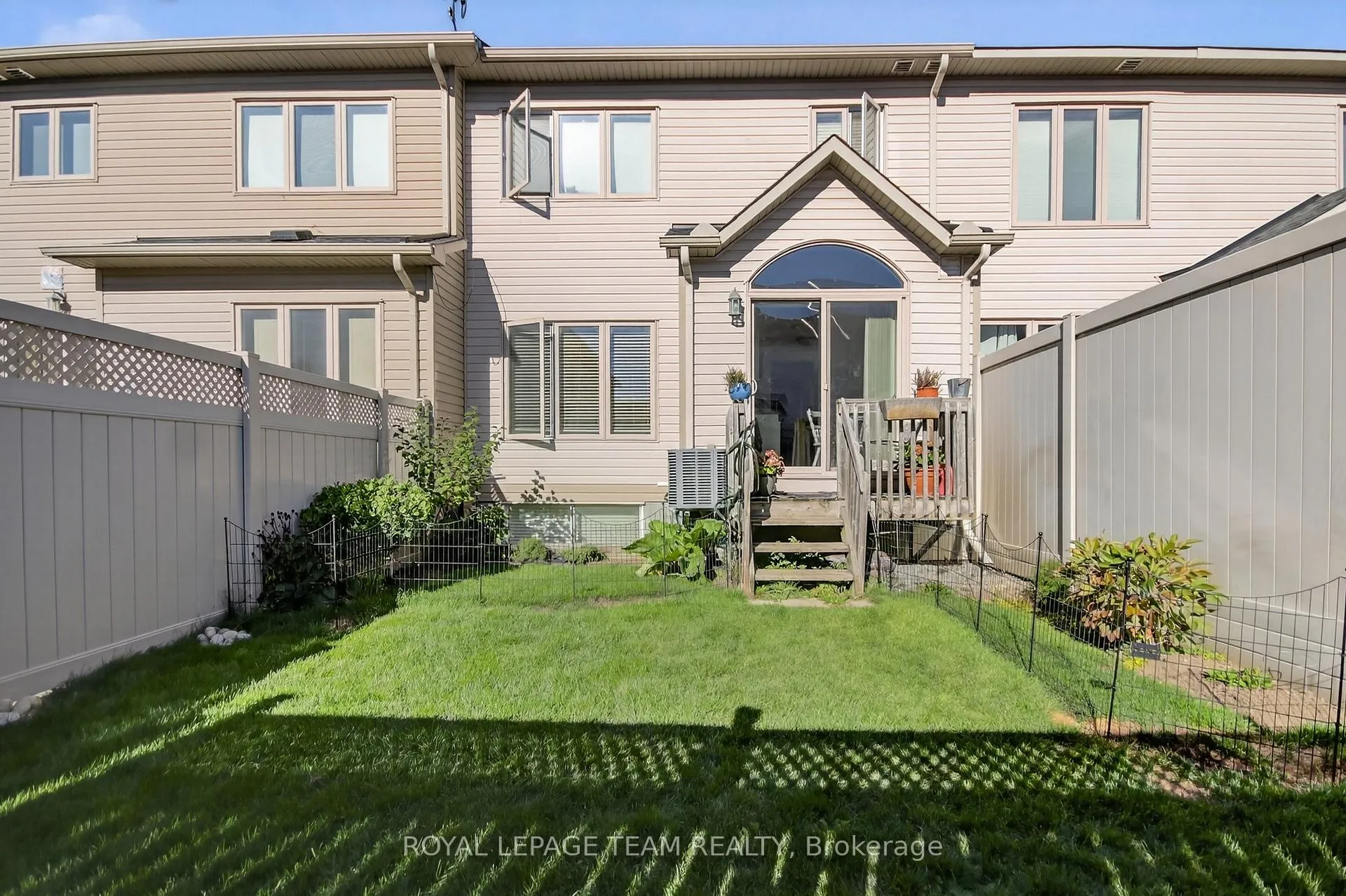 Photo 23 of 245 Garrity Crescent, Ottawa, Barrhaven - Strandherd — HOMEH