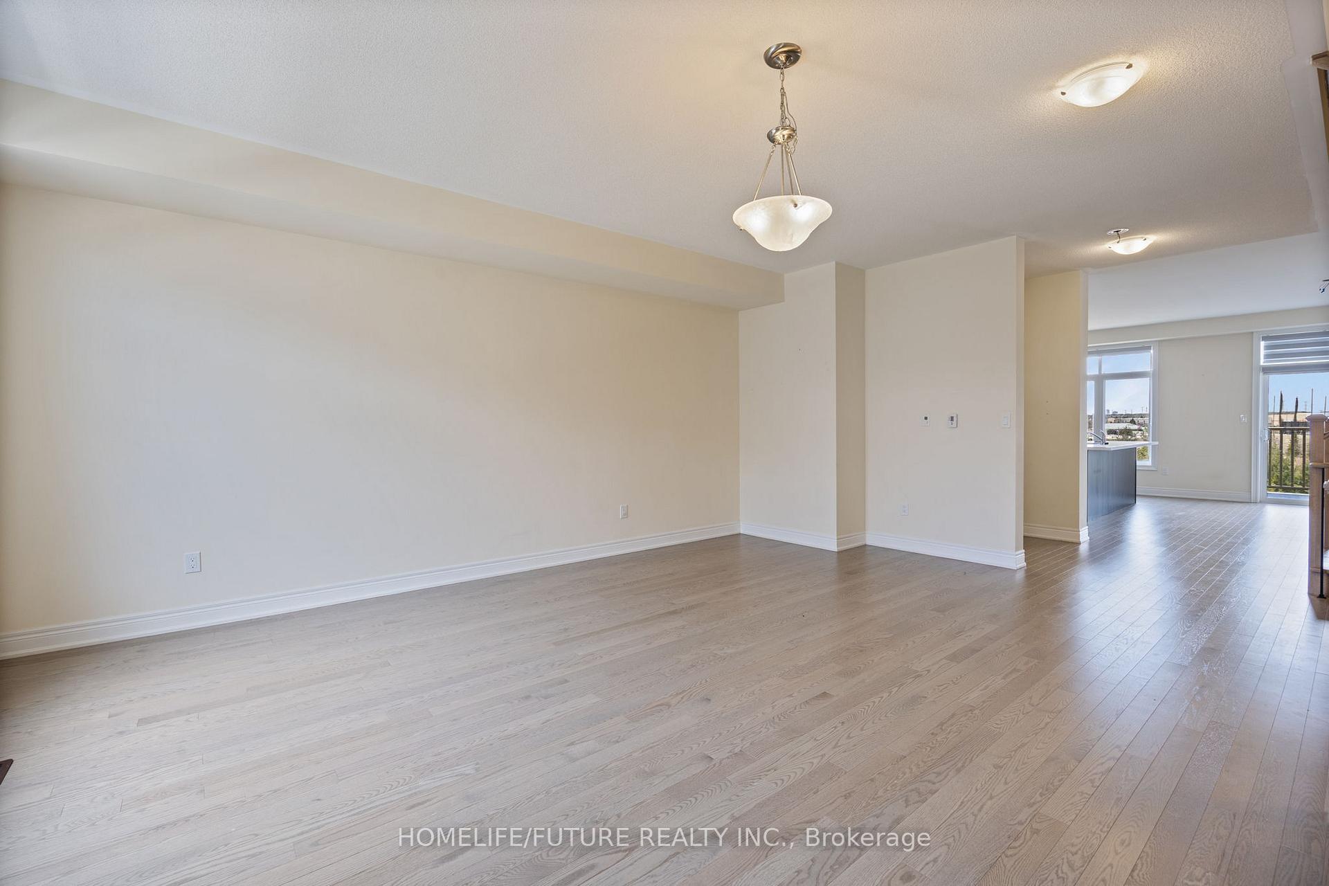Photo 19 of 38 Andress Way, Markham, Cedarwood — HOMEH