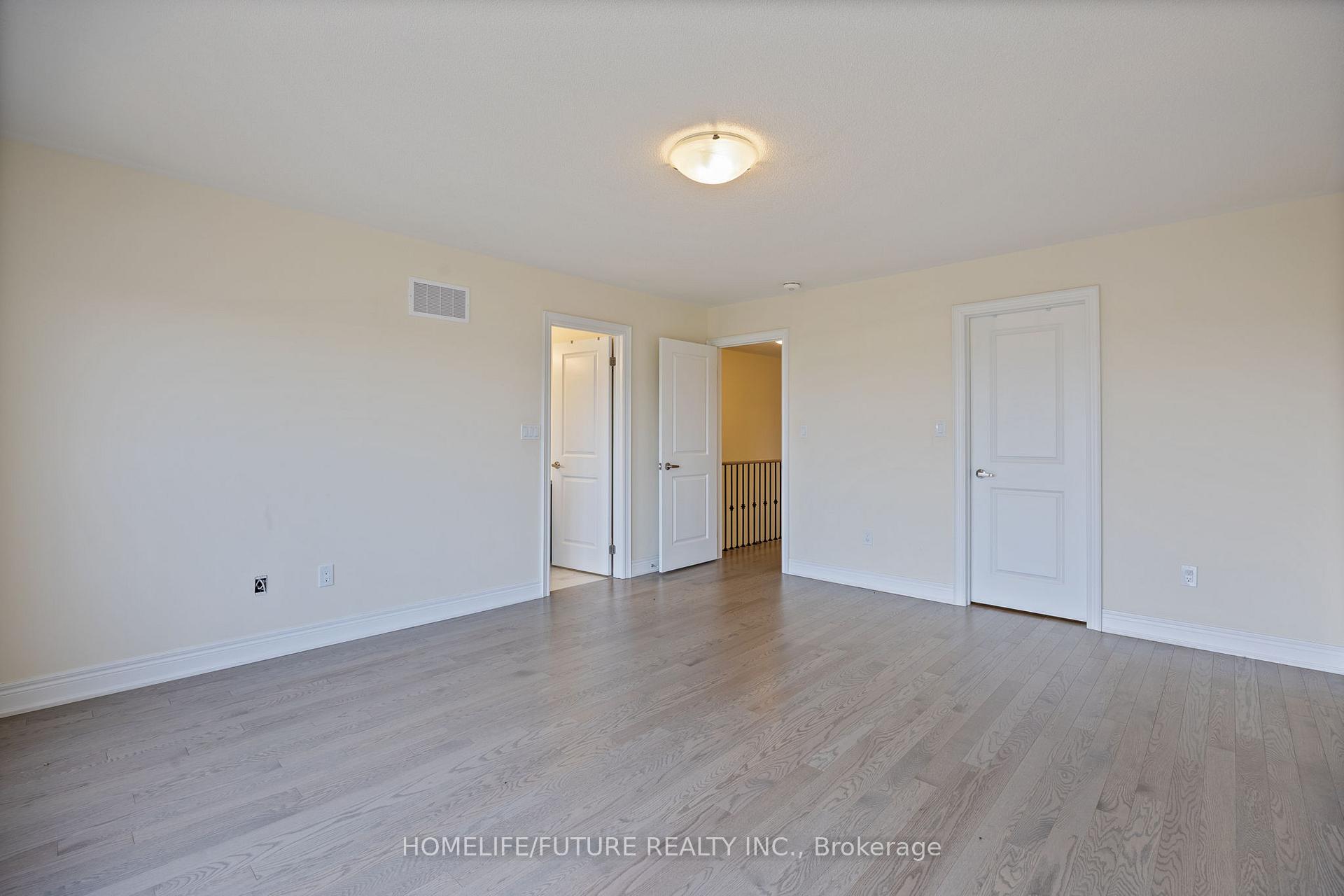 Photo 31 of 38 Andress Way, Markham, Cedarwood — HOMEH