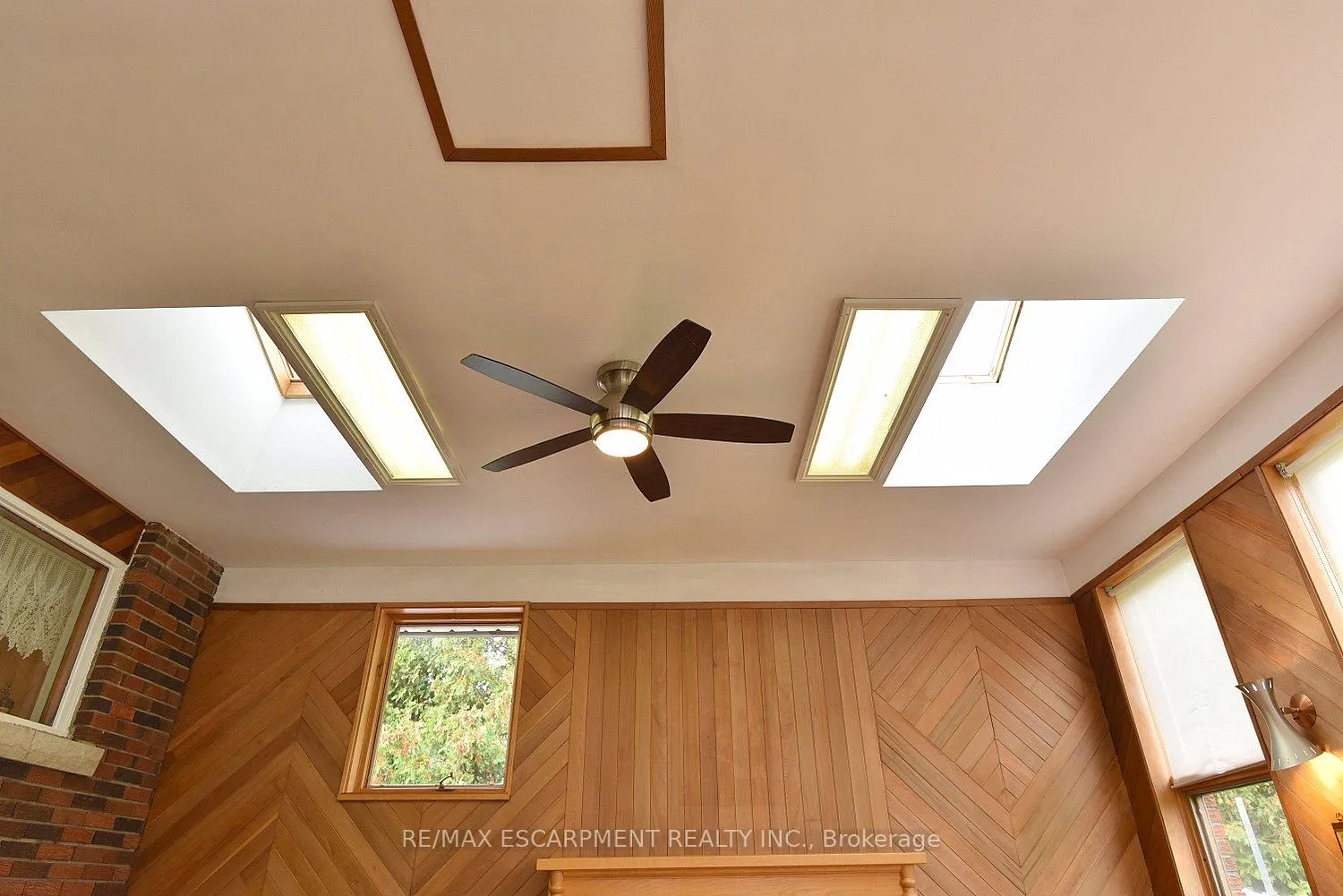 Photo 20 of 564 Evans Road, Hamilton, Rural Flamborough — HOMEH
