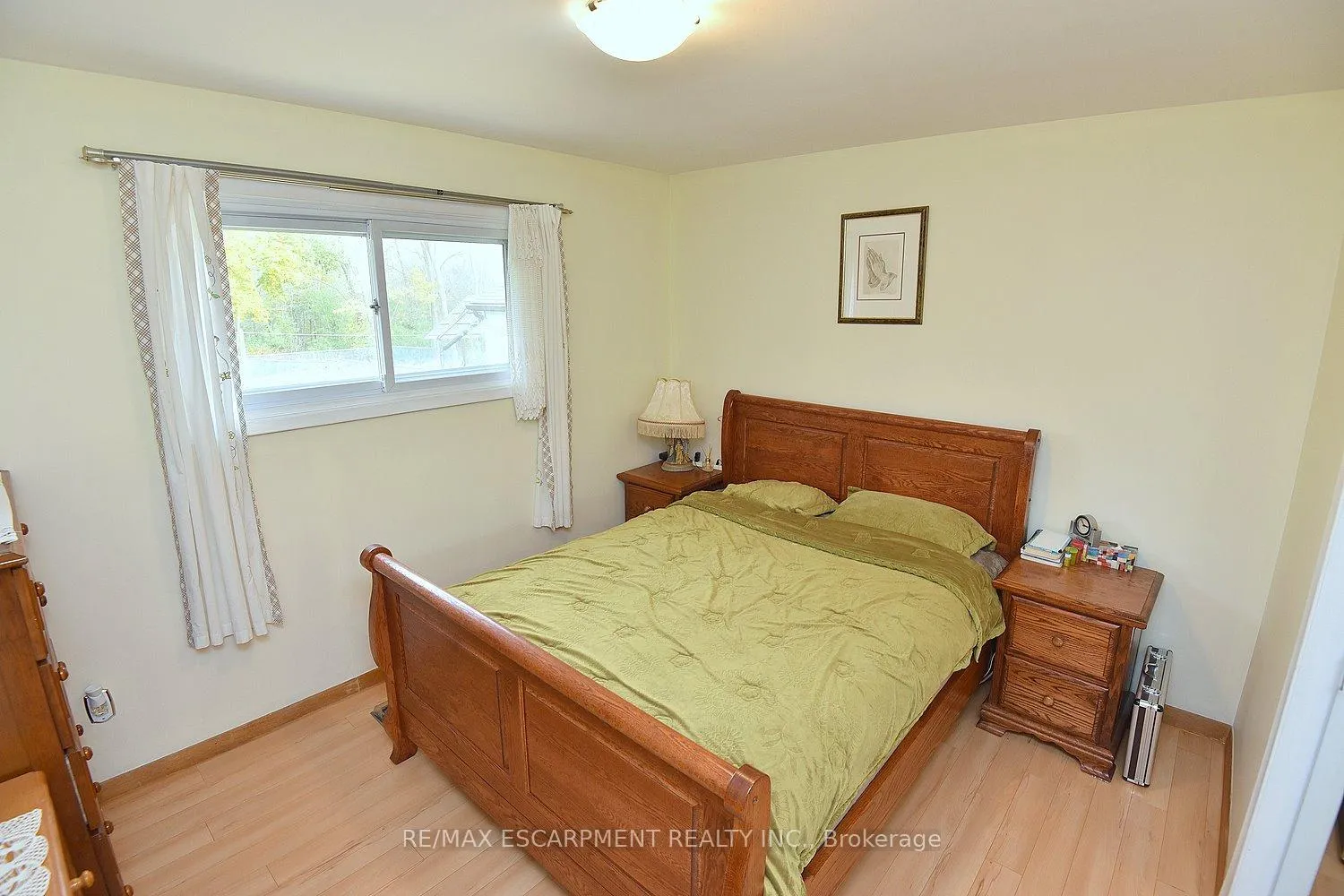 Photo 21 of 564 Evans Road, Hamilton, Rural Flamborough — HOMEH