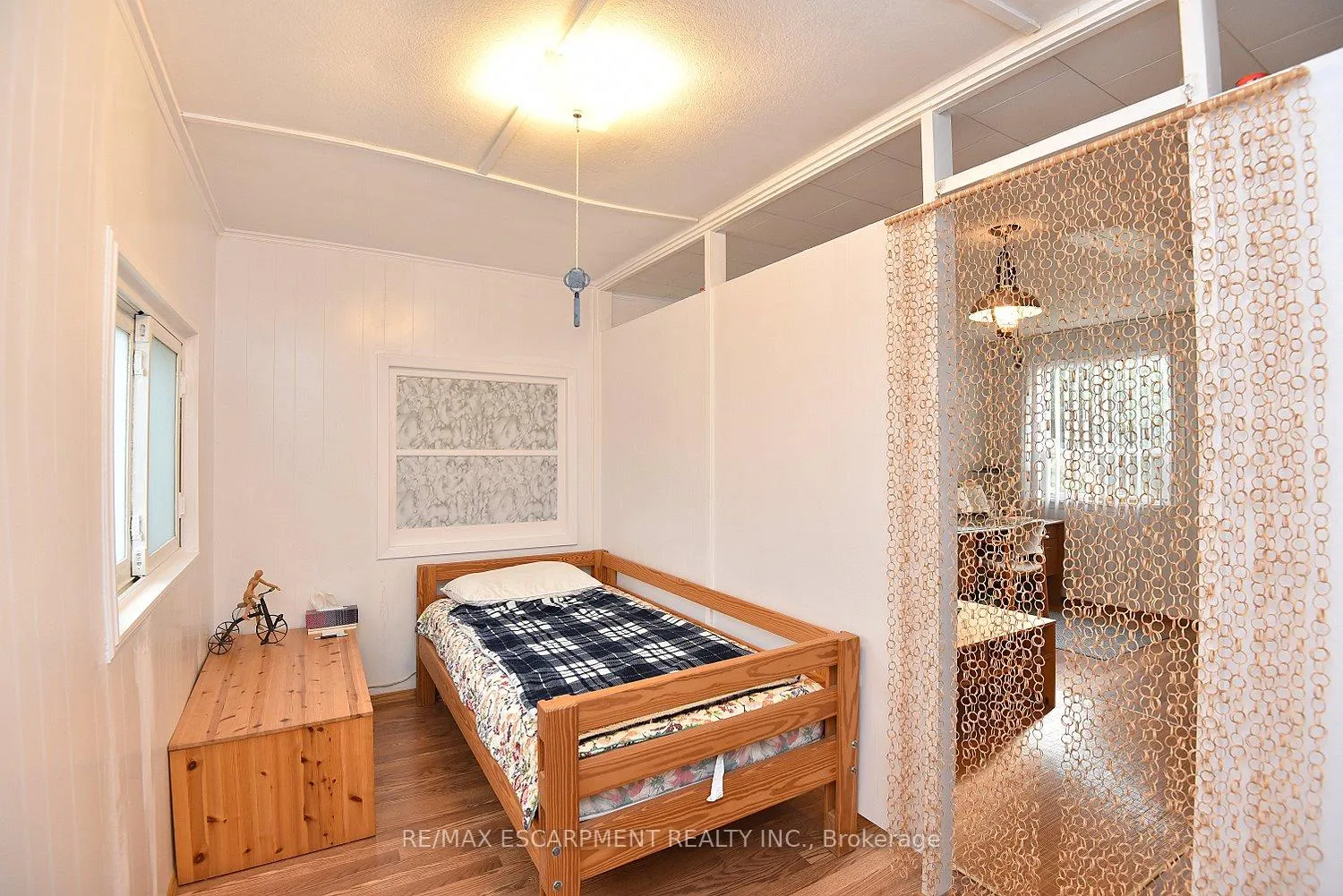 Photo 34 of 564 Evans Road, Hamilton, Rural Flamborough — HOMEH