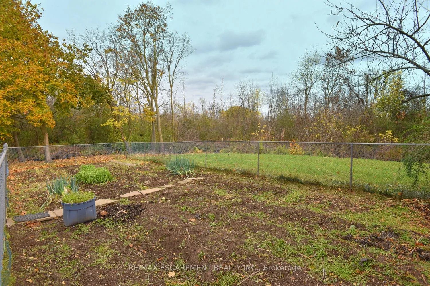 Photo 41 of 564 Evans Road, Hamilton, Rural Flamborough — HOMEH