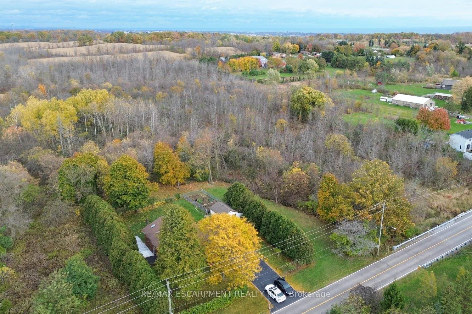 Photo 47 of 564 Evans Road, Hamilton, Rural Flamborough — HOMEH