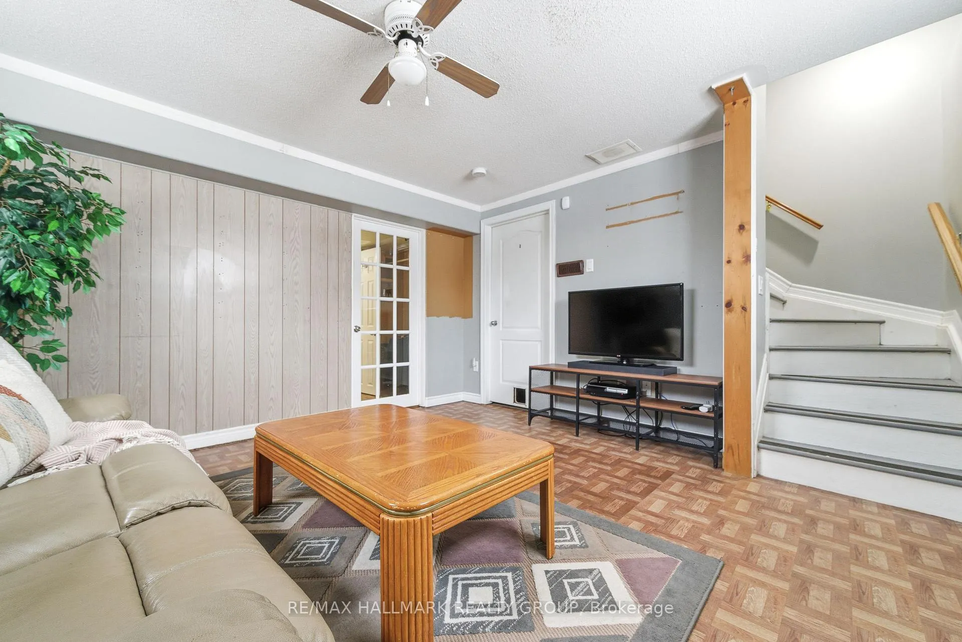 Photo 22 of 47 Ashbury Street N, Arnprior — HOMEH