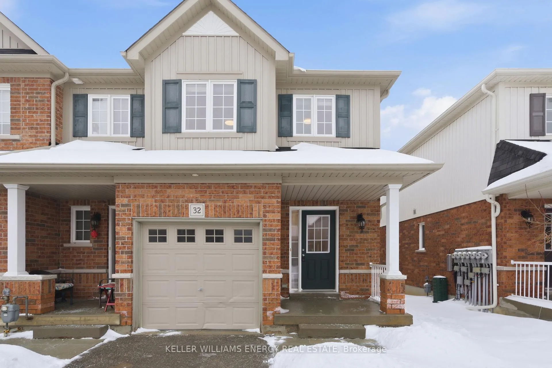 Photo 1 of Unit 32, 1280 Harmony Road N, Oshawa, Pinecrest — HOMEH