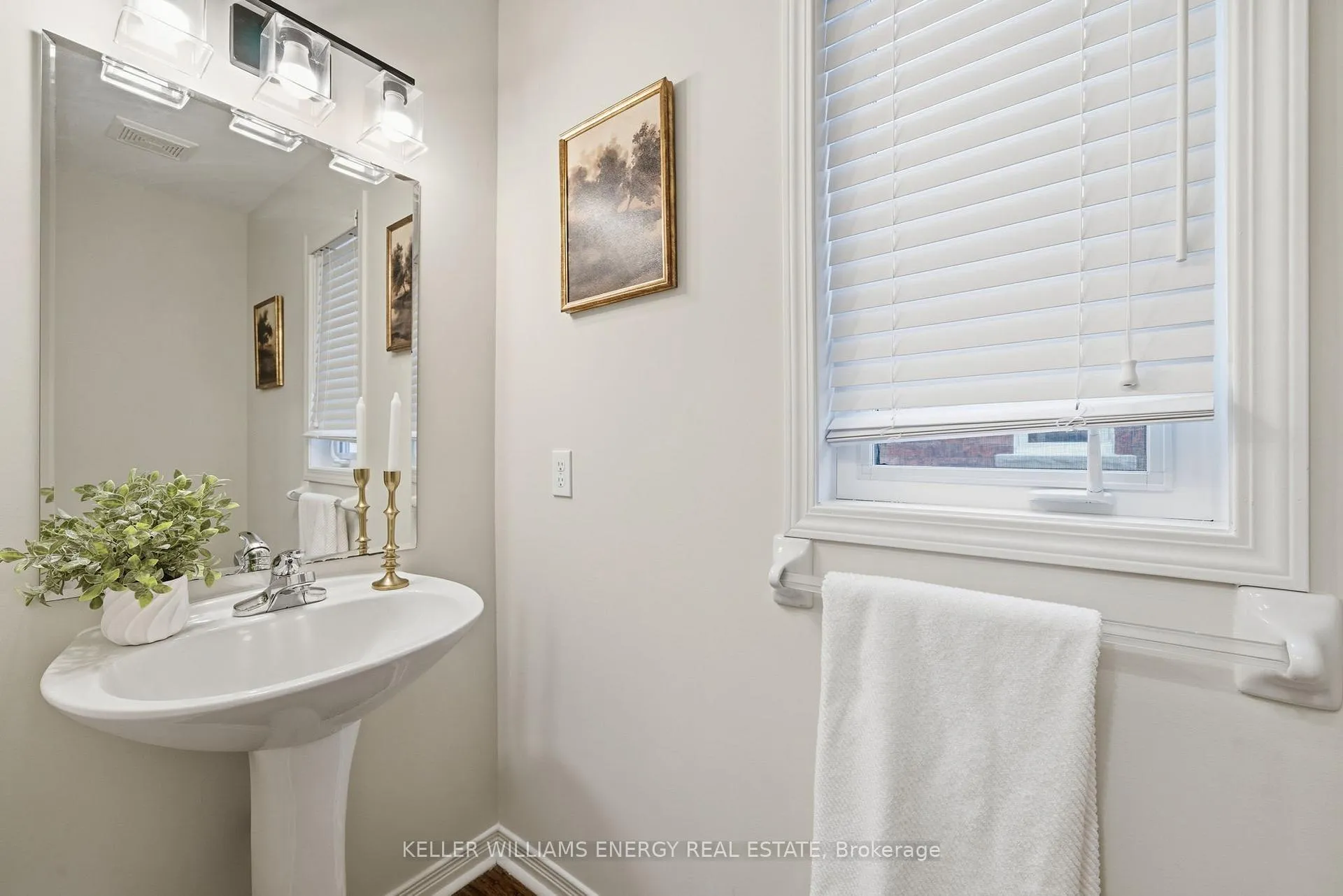 Photo 17 of Unit 32, 1280 Harmony Road N, Oshawa, Pinecrest — HOMEH