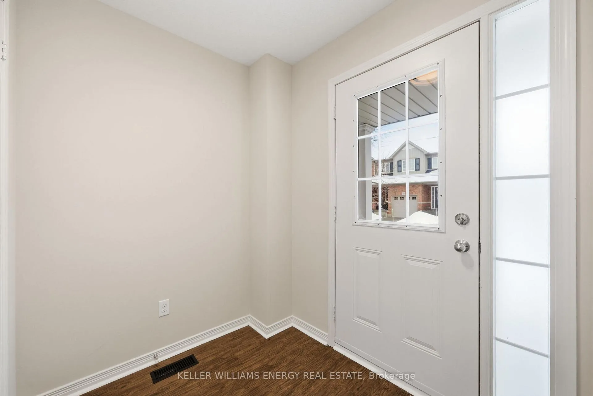 Photo 18 of Unit 32, 1280 Harmony Road N, Oshawa, Pinecrest — HOMEH