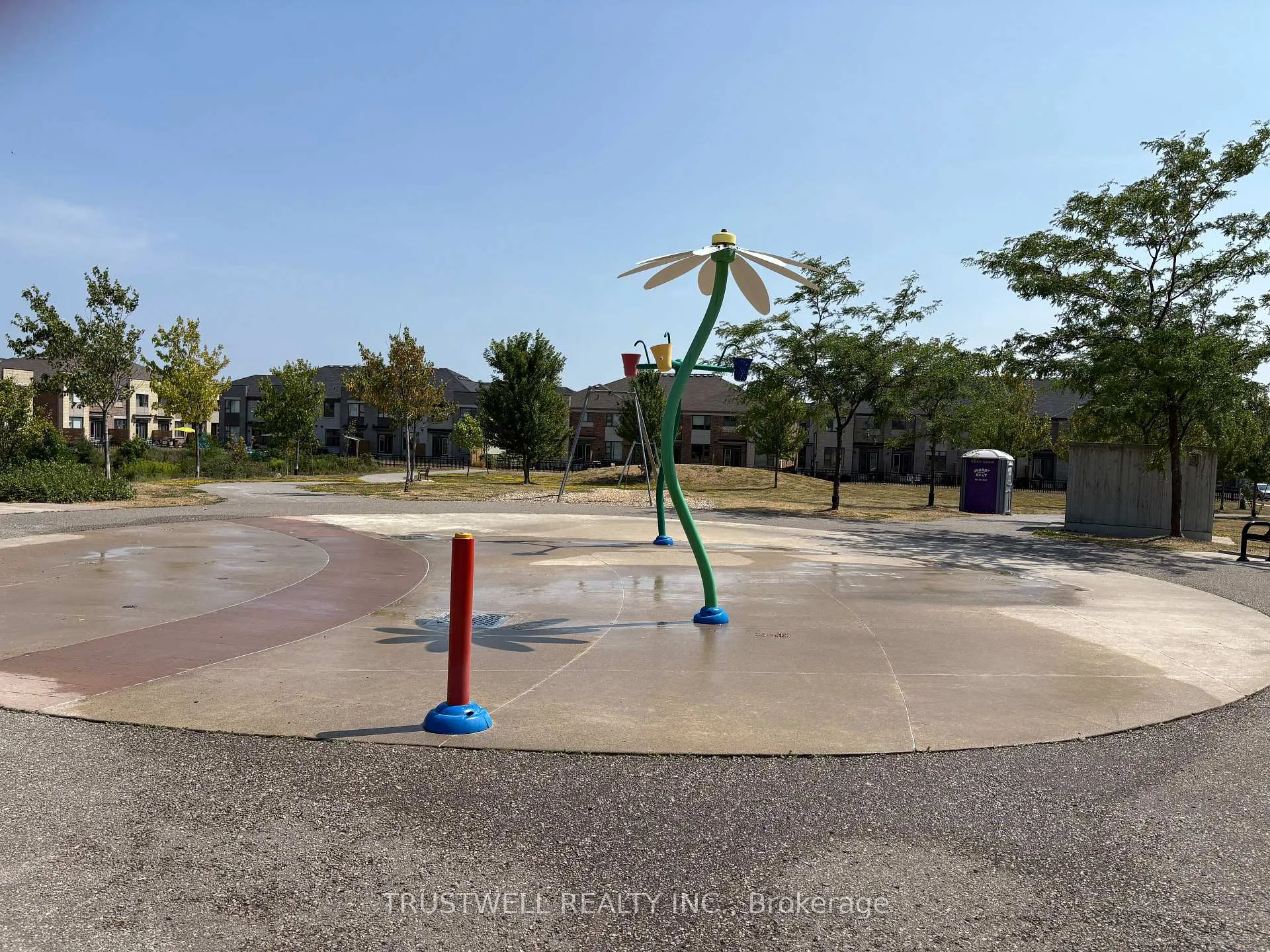 Photo 27 of 95 Donald Fleming Way, Whitby, Pringle Creek — HOMEH
