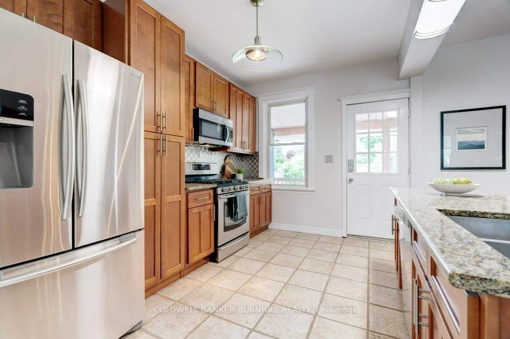 Photo 13 of 550 Hughson Street N, Hamilton, North End — HOMEH