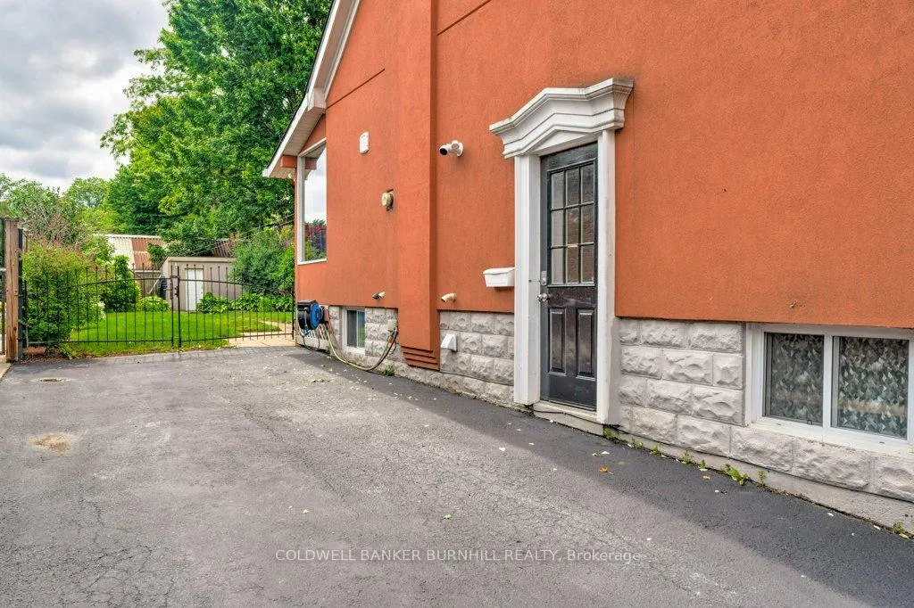 Photo 31 of 550 Hughson Street N, Hamilton, North End — HOMEH