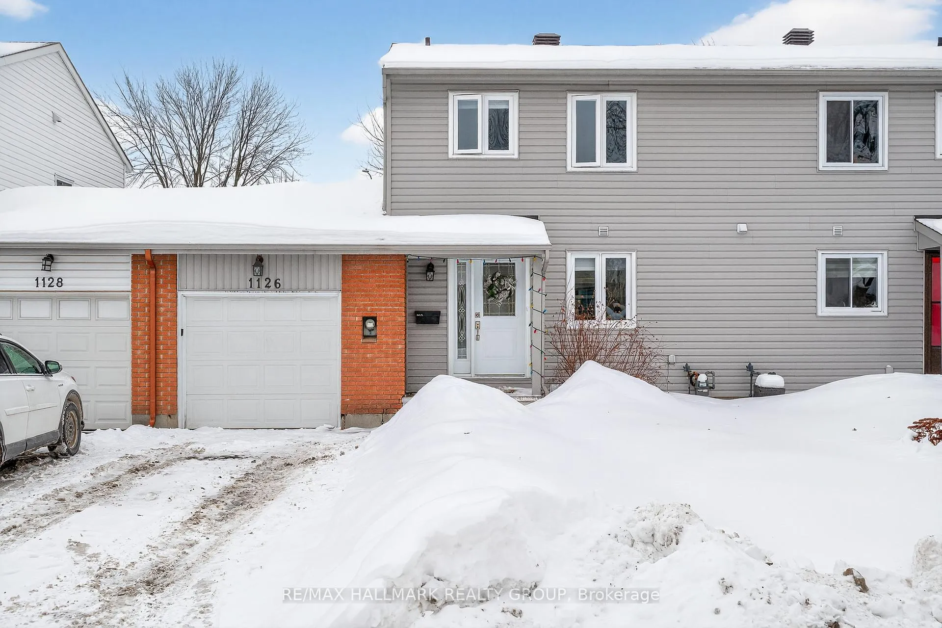 Photo 1 of 1126 Grenoble Crescent, Ottawa, Orleans Wood — HOMEH