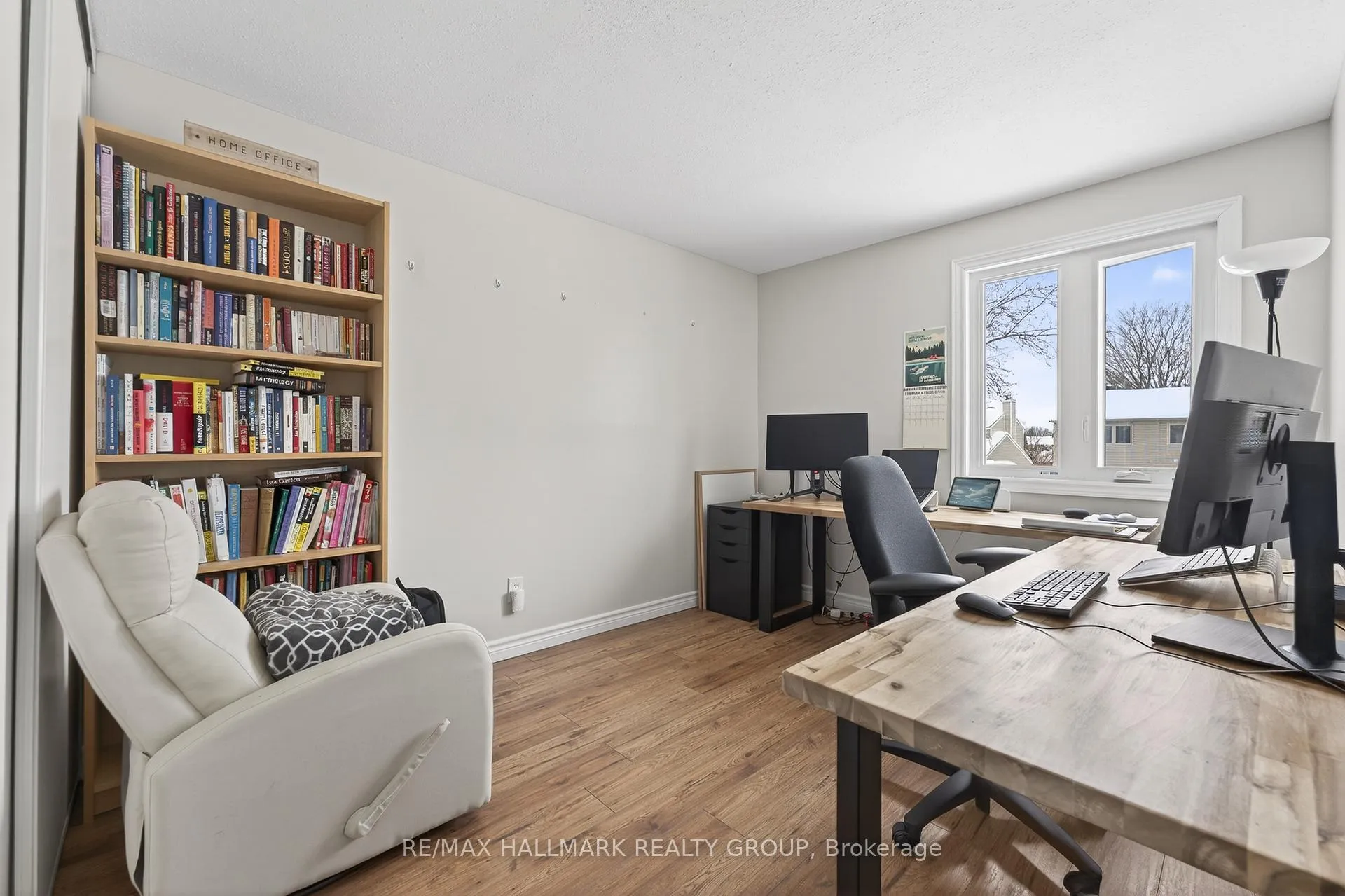 Photo 14 of 1126 Grenoble Crescent, Ottawa, Orleans Wood — HOMEH