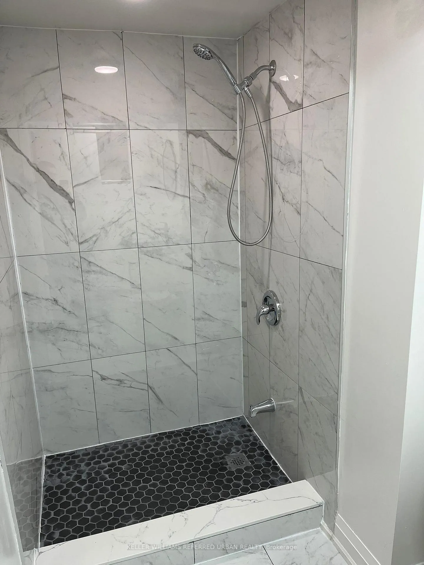 Photo 25 of Unit 1, 98 Frontenac Avenue, Toronto, Bedford Park-Nortown — HOMEH