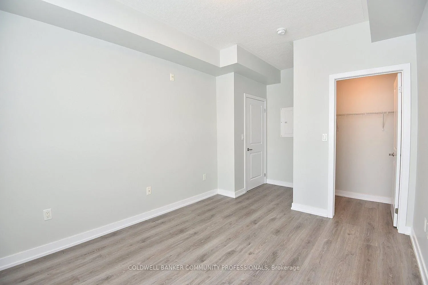 Photo 17 of Unit 108, 35 Southshore Crescent, Hamilton, Lakeshore — HOMEH
