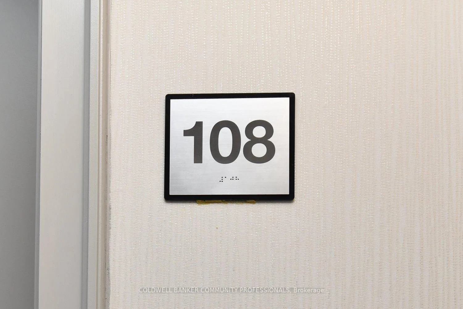 Photo 26 of Unit 108, 35 Southshore Crescent, Hamilton, Lakeshore — HOMEH