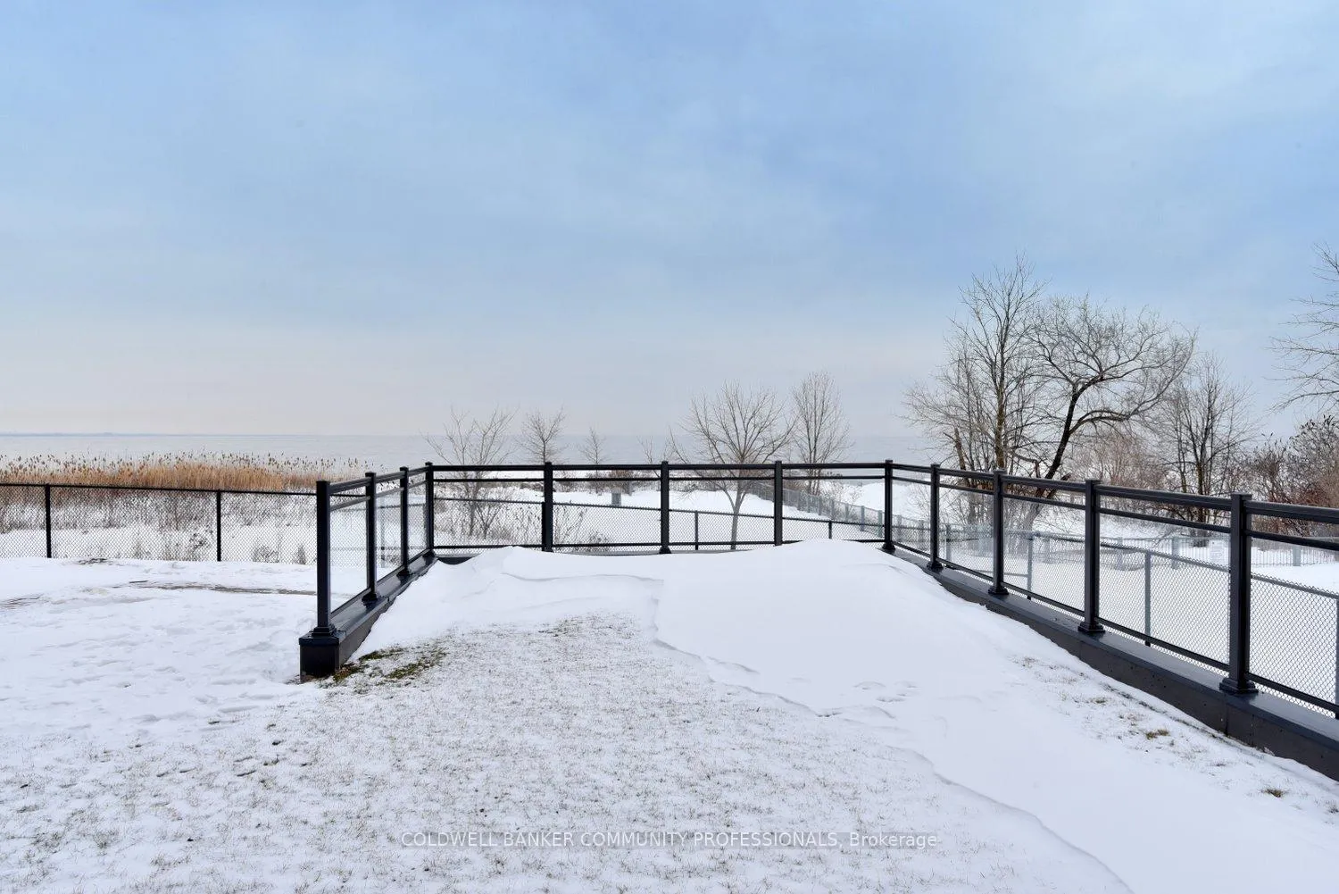 Photo 28 of Unit 108, 35 Southshore Crescent, Hamilton, Lakeshore — HOMEH