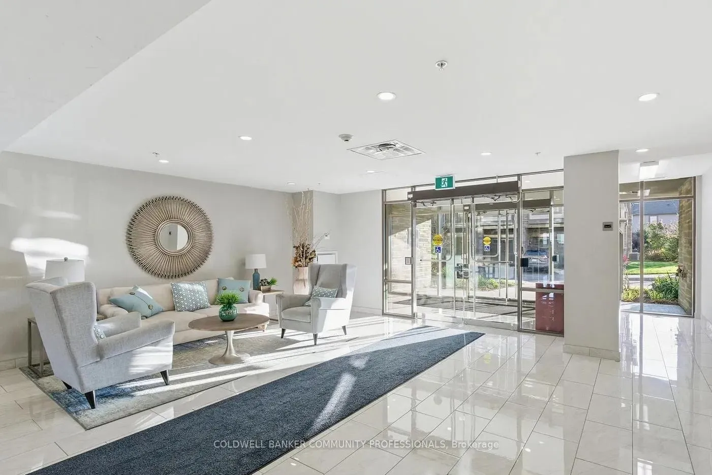 Photo 30 of Unit 108, 35 Southshore Crescent, Hamilton, Lakeshore — HOMEH