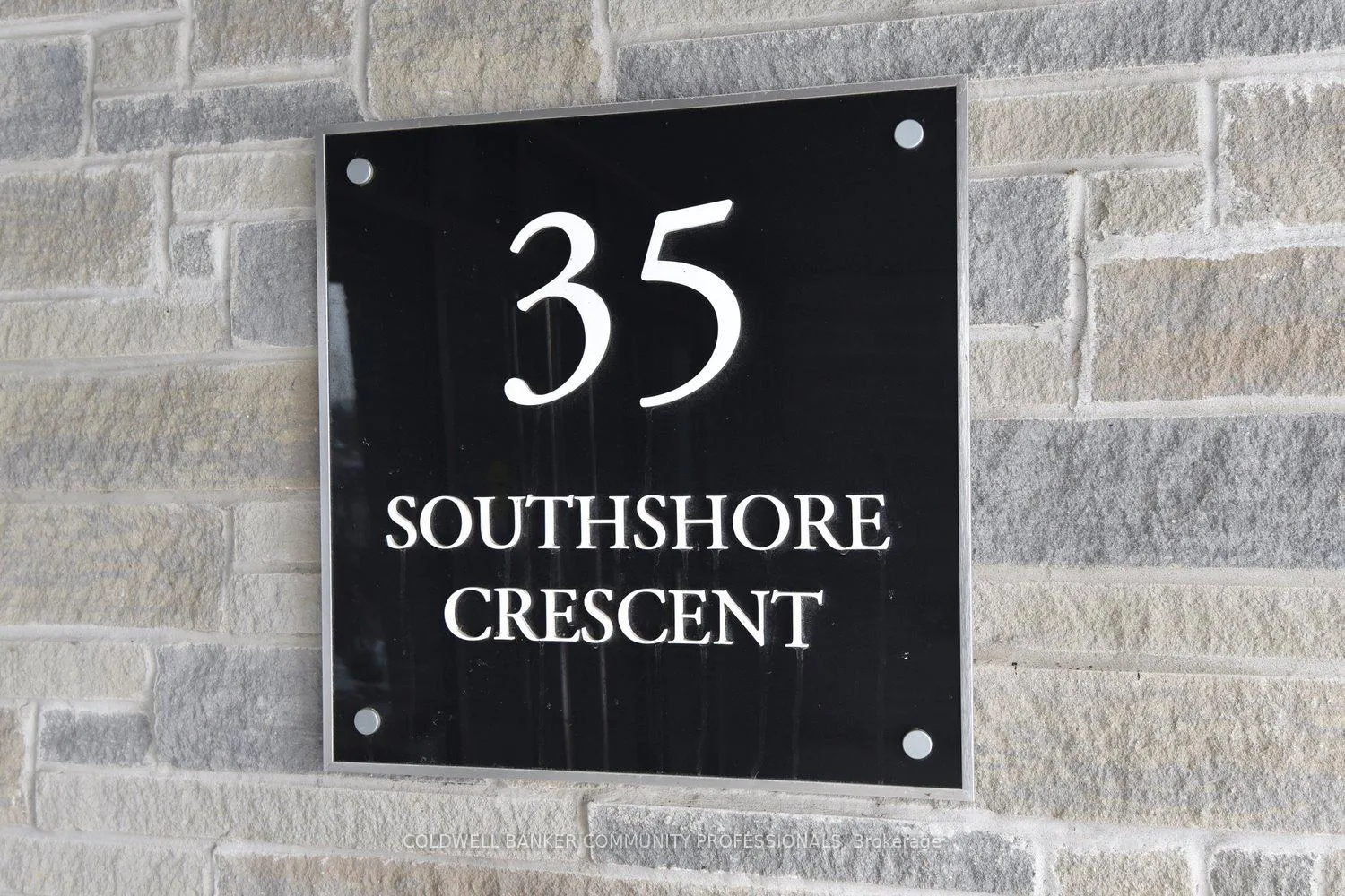 Photo 31 of Unit 108, 35 Southshore Crescent, Hamilton, Lakeshore — HOMEH