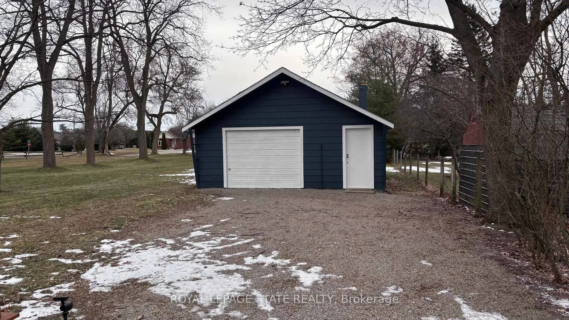 Photo 5 of 742 Mount Pleasant Road, Brant, Brantford Twp — HOMEH