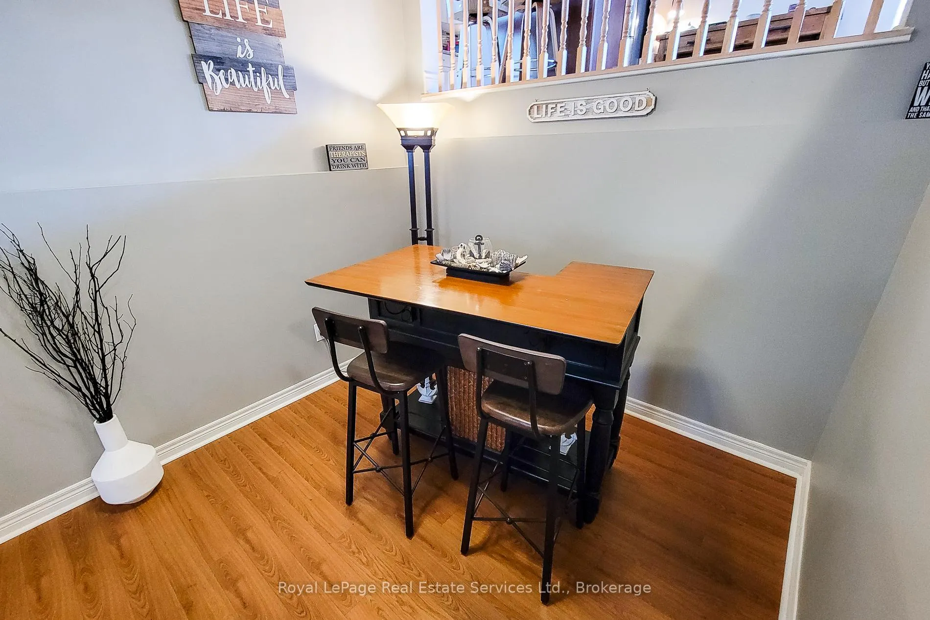 Photo 34 of 8111 Woodsview Crescent, Niagara Falls, Ascot — HOMEH